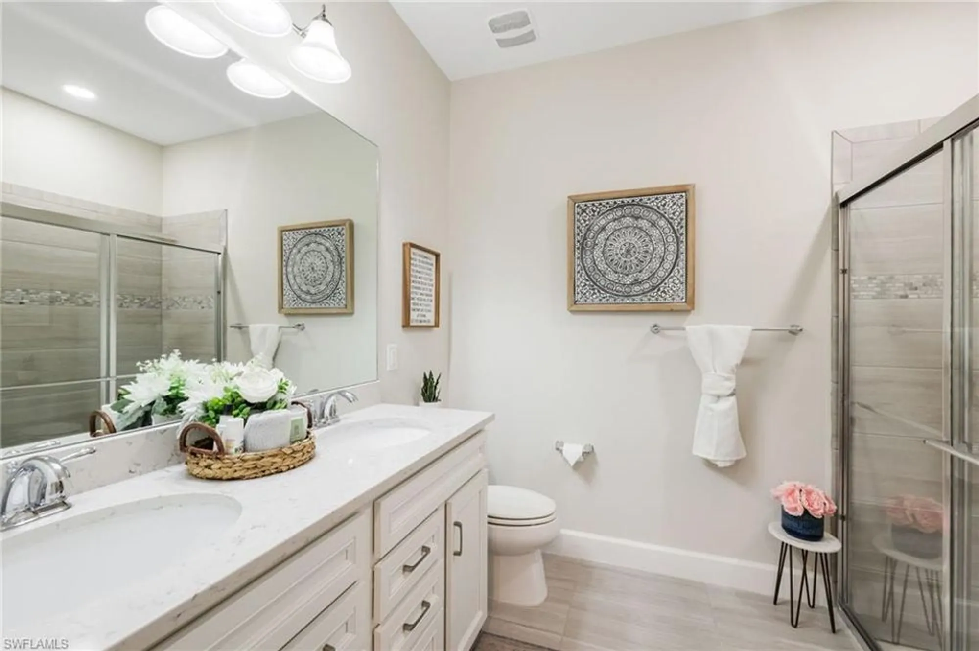 Property Slideshow image 23 of 37 | 19837 beverly park rd, Estero, FL, 33928