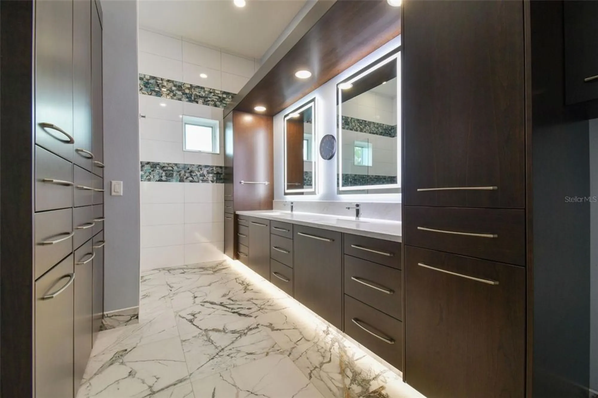 Property Slideshow image 15 of 100 | 29171 ginnetto dr, Wesley Chapel, FL, 33543