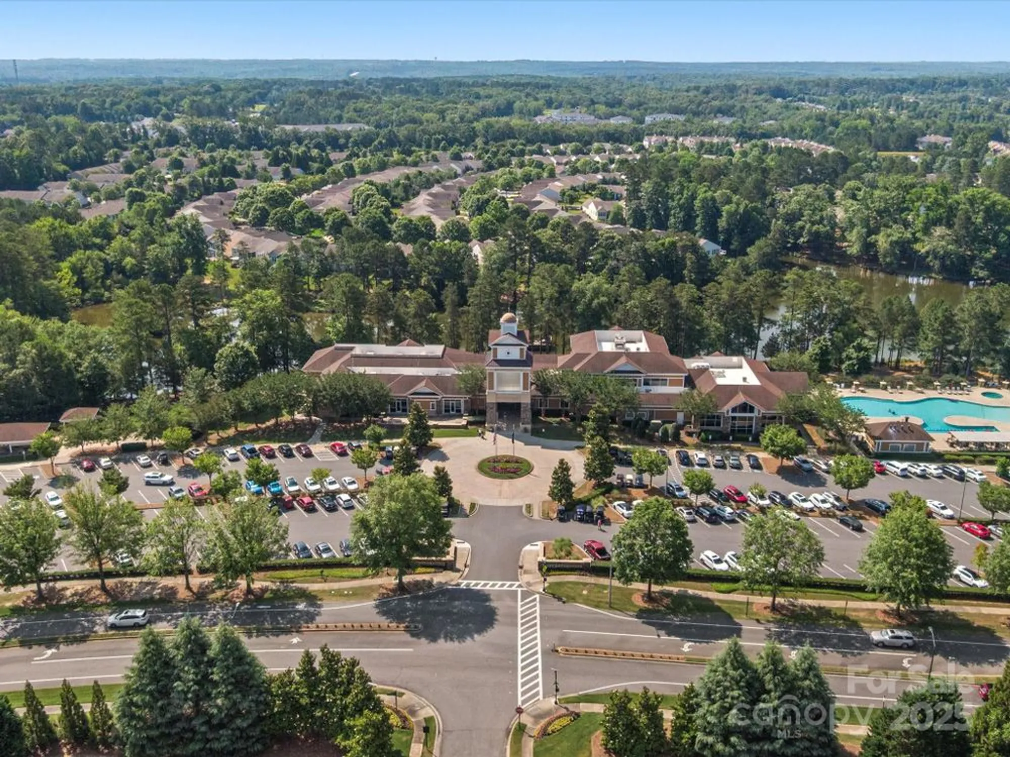 Property Slideshow image 32 of 38 | 26444 sandpiper ct, Fort Mill, SC, 29707