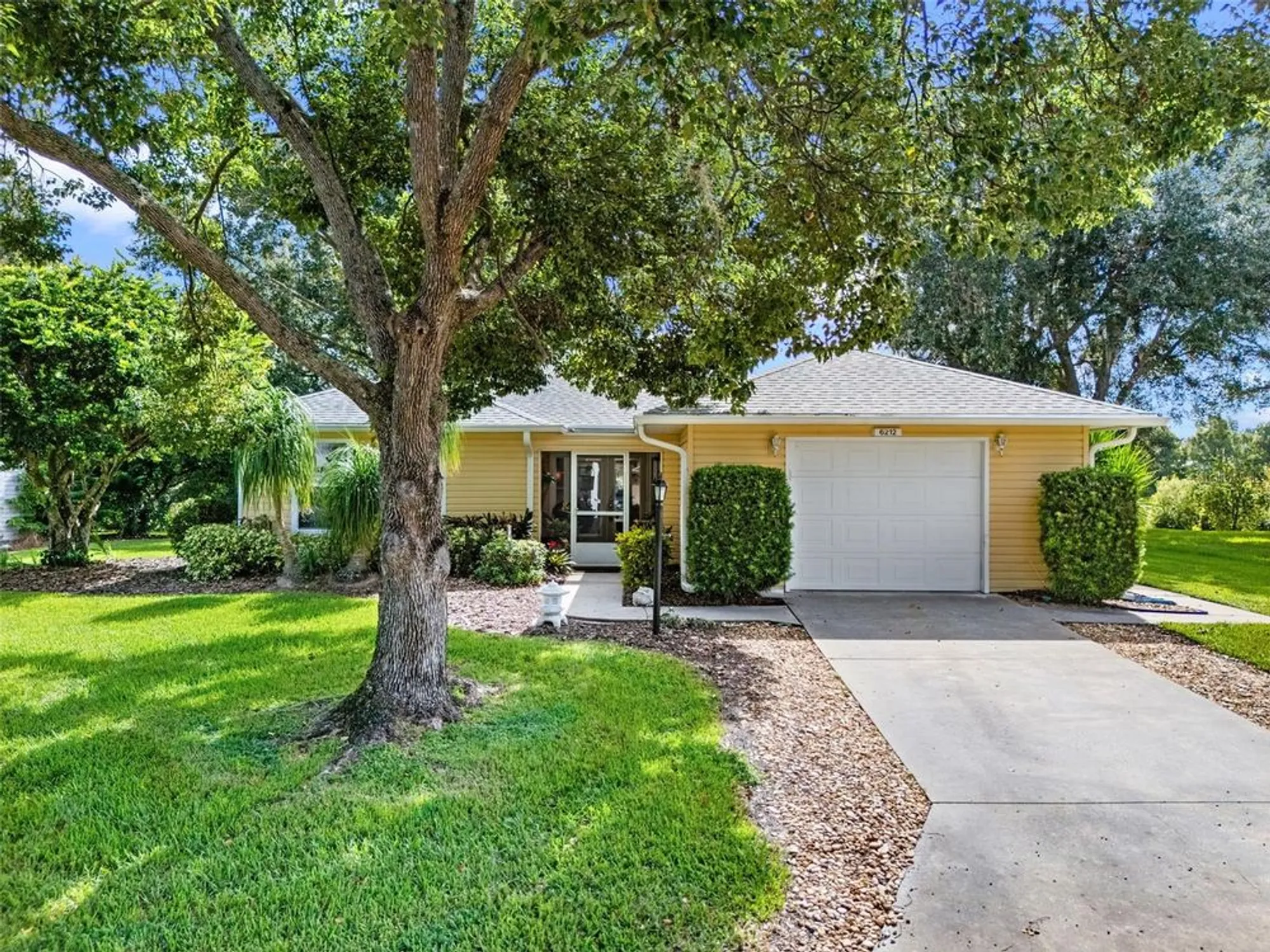 Property Slideshow image 4 of 84 | 6212 wade st, Leesburg, FL, 34748