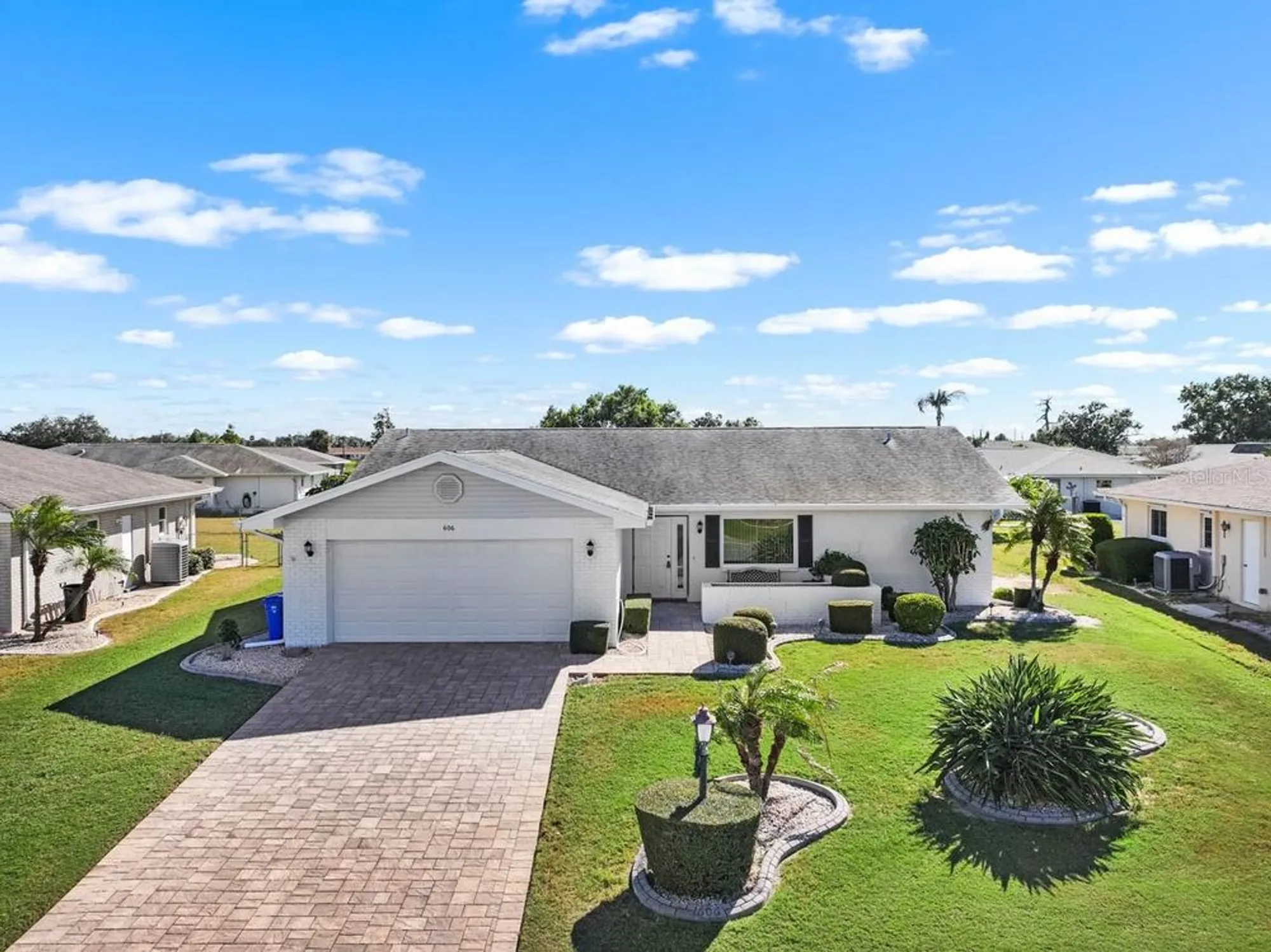 Property Slideshow image 1 of 45 | 606 fort duquesna dr, Sun City Center, FL, 33573