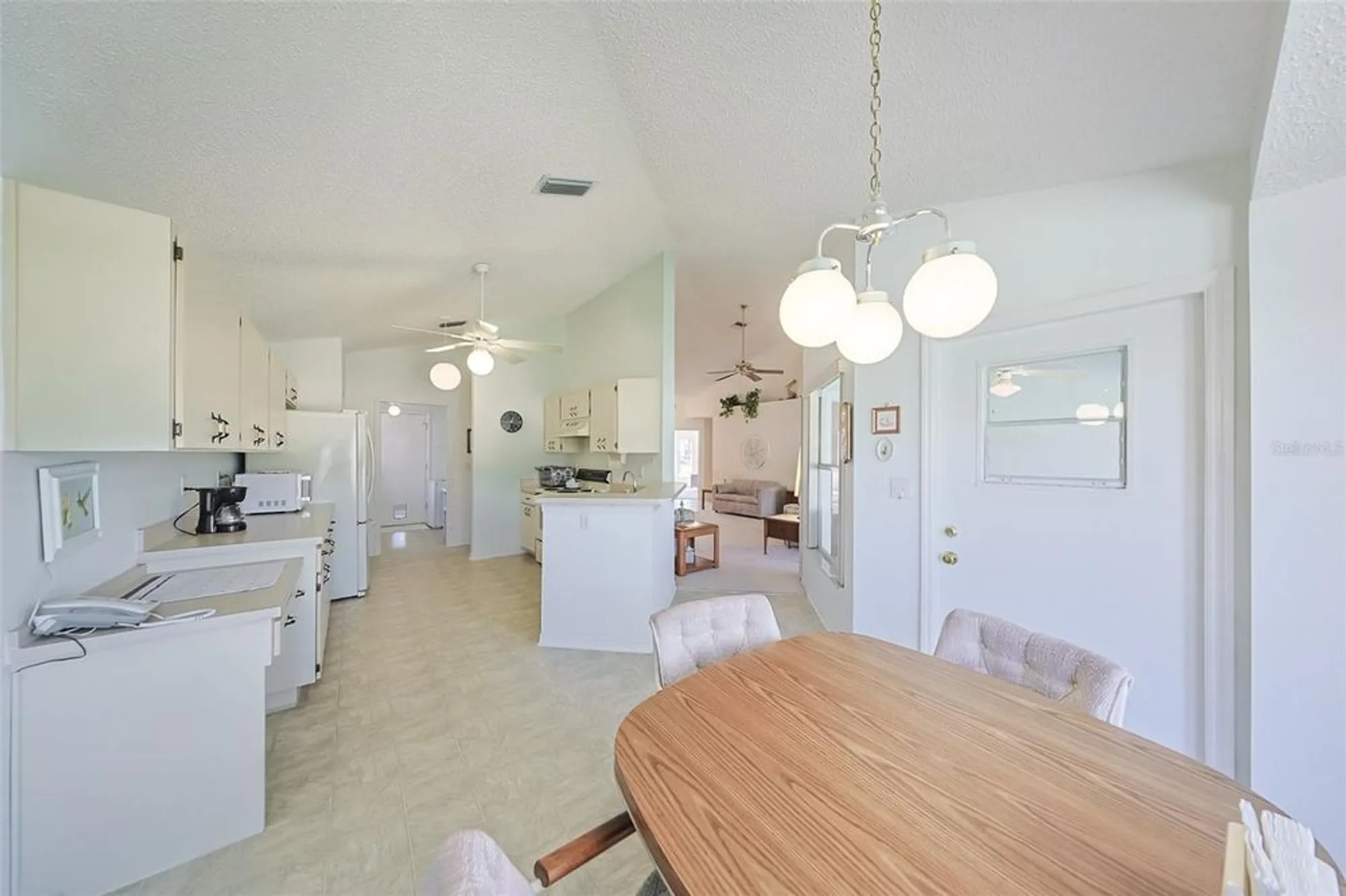 Property Slideshow image 30 of 43 | 1619 brookton green dr, Sun City Center, FL, 33573