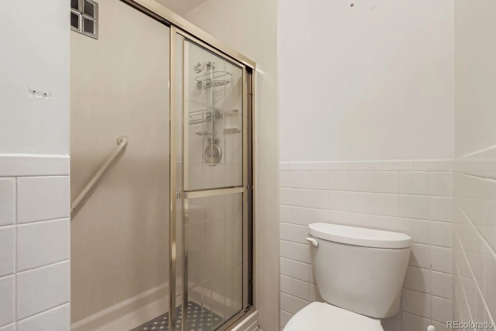 Property Slideshow image 17 of 24 | 625 s clinton st 7b, Denver, CO, 80247