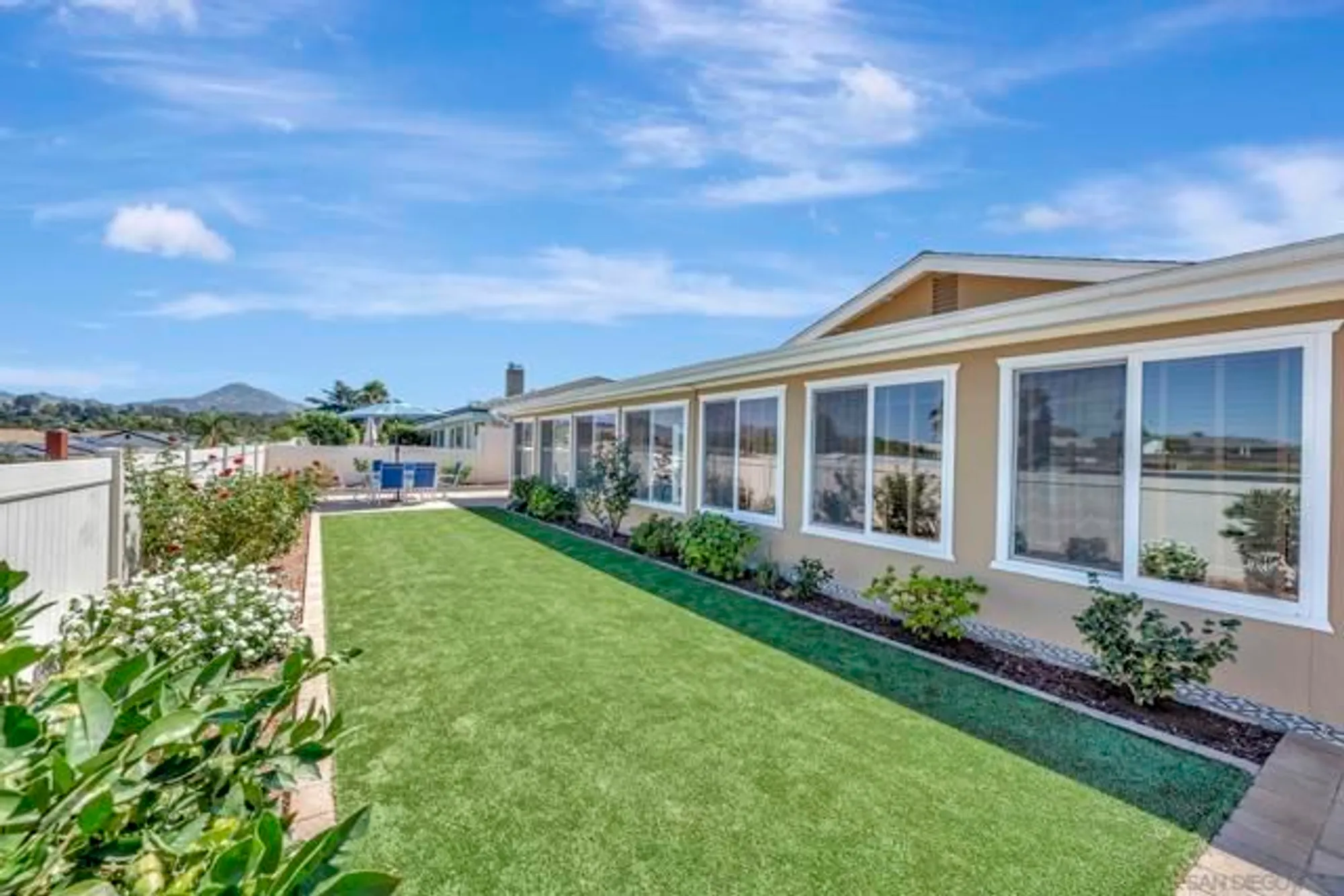 Property Slideshow image 26 of 31 | 12486 lomica dr, San Diego, CA, 92128