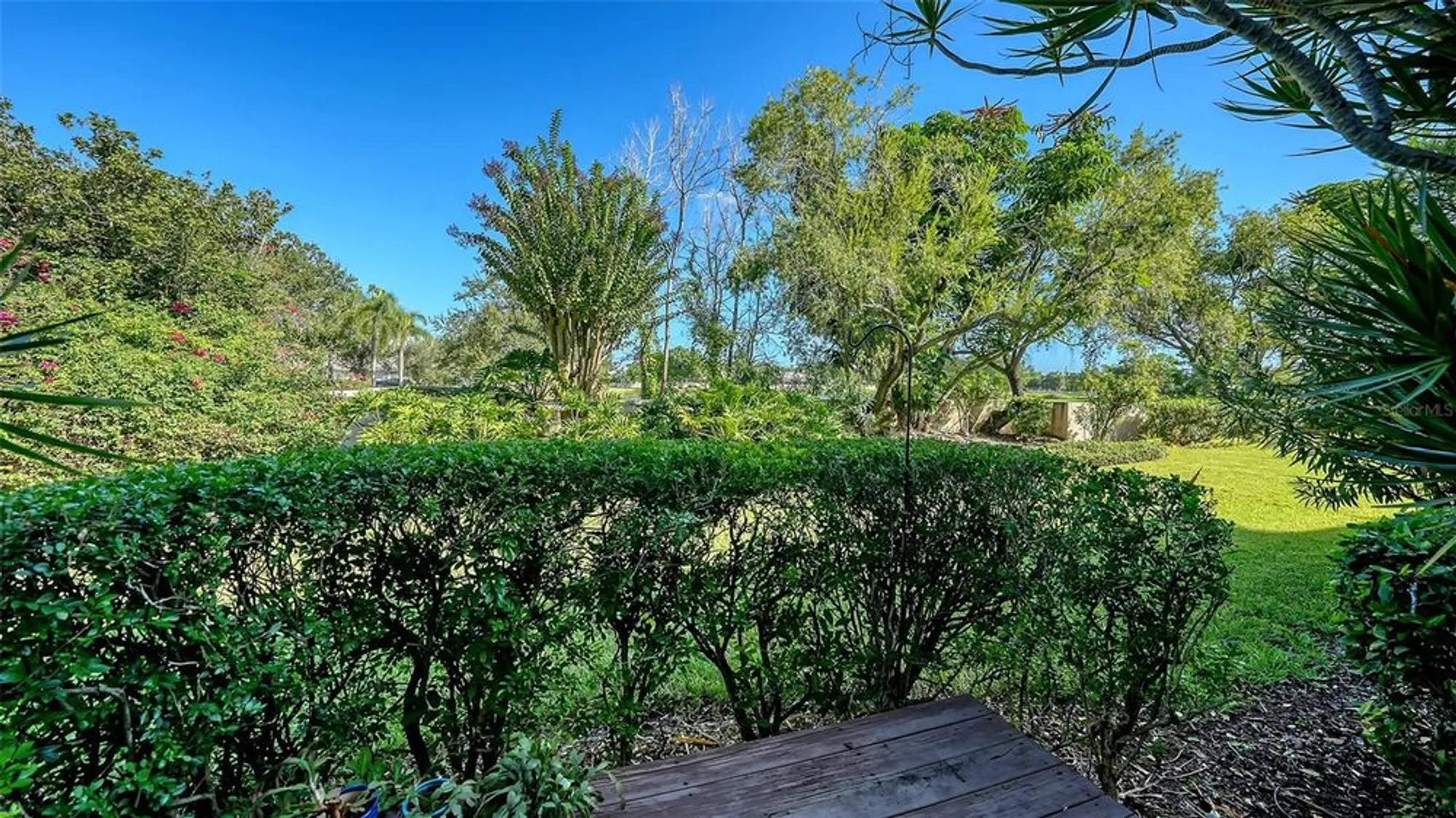 Property Slideshow image 31 of 72 | 1603 starling dr # 101, Sarasota, FL, 34231