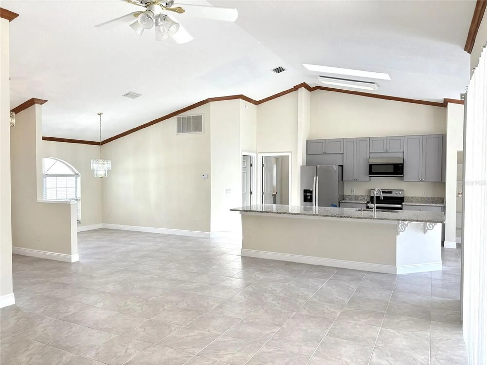Property Slideshow image 12 of 68 | 4572 nw 32nd st, Ocala, FL, 34482