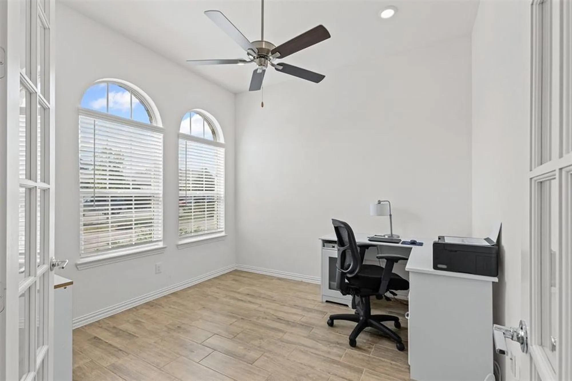 Property Slideshow image 18 of 30 | 4747 kings garden pkwy, Arlington, TX, 76005