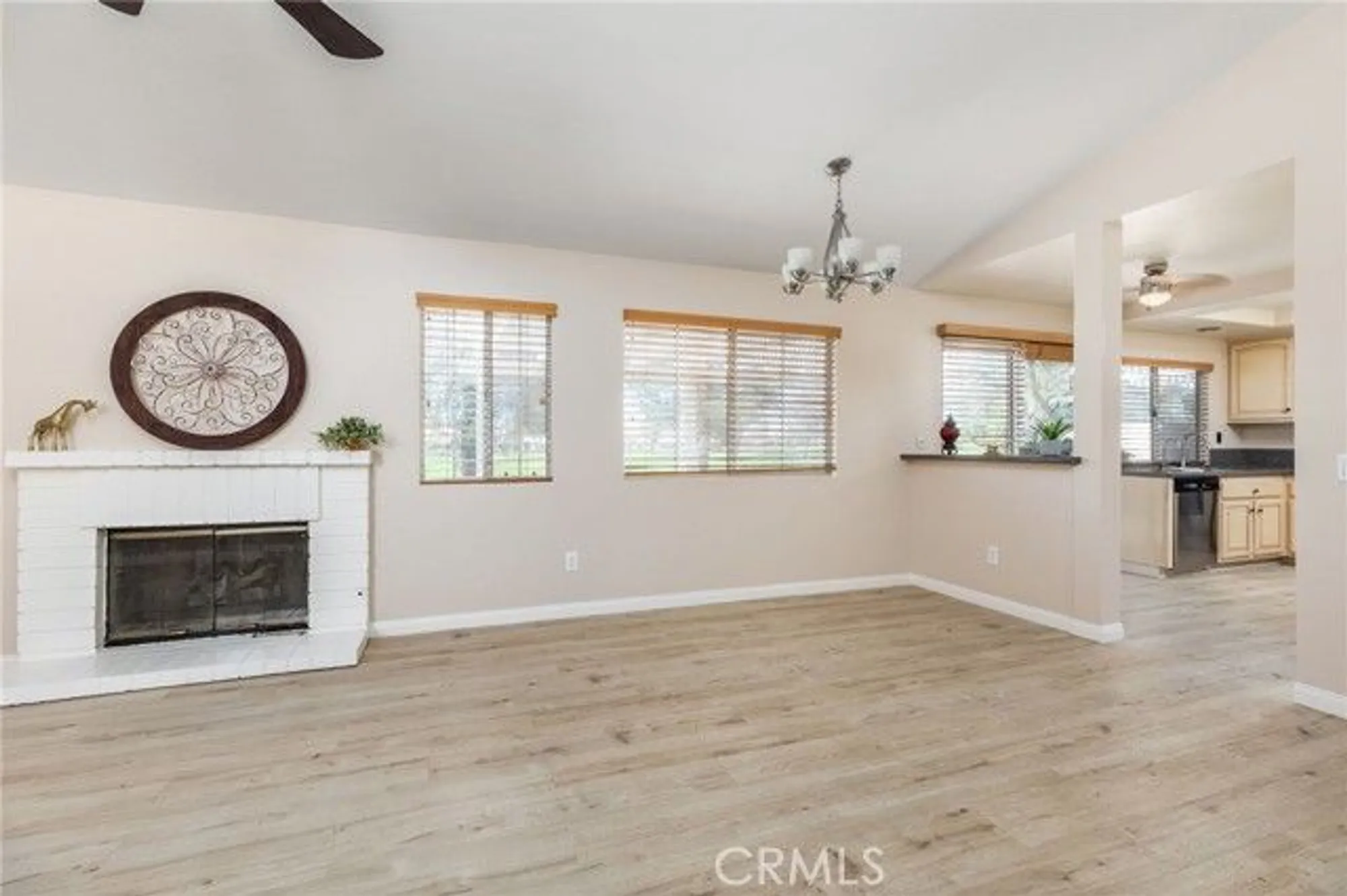 Property Slideshow image 5 of 47 | 573 la costa dr, Banning, CA, 92220