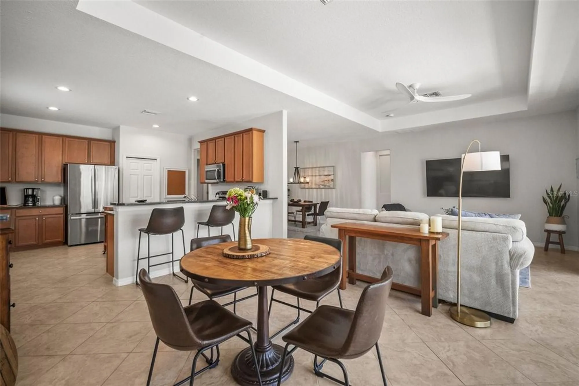 Property Slideshow image 8 of 52 | 358 river enclave ct, Bradenton, FL, 34212