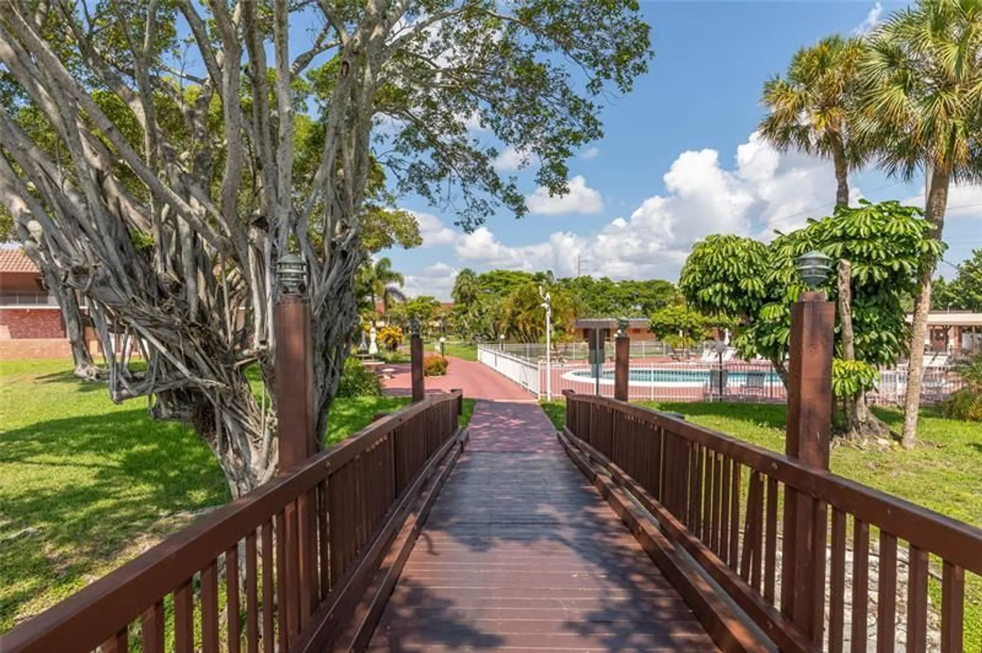 Property Slideshow image 35 of 39 | 3081 nw 47th ter 107, Lauderdale Lakes, FL, 33313