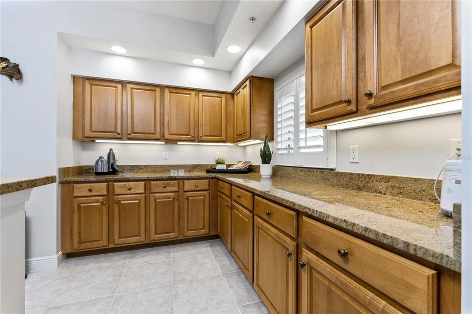 Property Slideshow image 14 of 61 | 3329 sunset key cir unit 301, Punta Gorda, FL, 33955