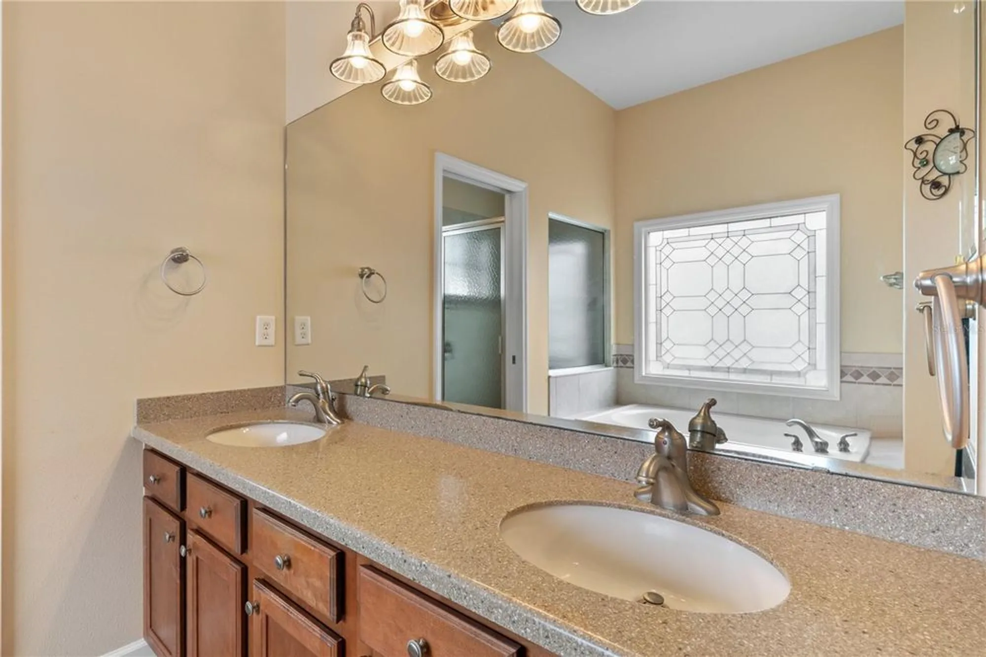 Property Slideshow image 24 of 50 | 8860 bridgeport bay cir, Mount Dora, FL, 32757