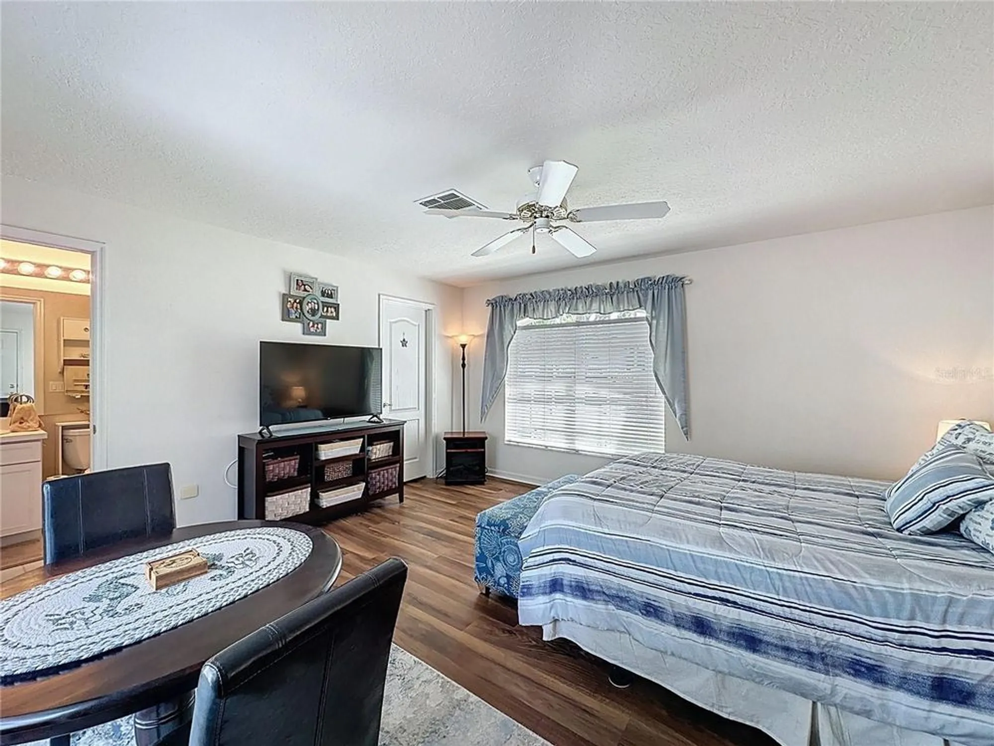 Property Slideshow image 15 of 82 | 4122 hammersmith dr, Clermont, FL, 34711