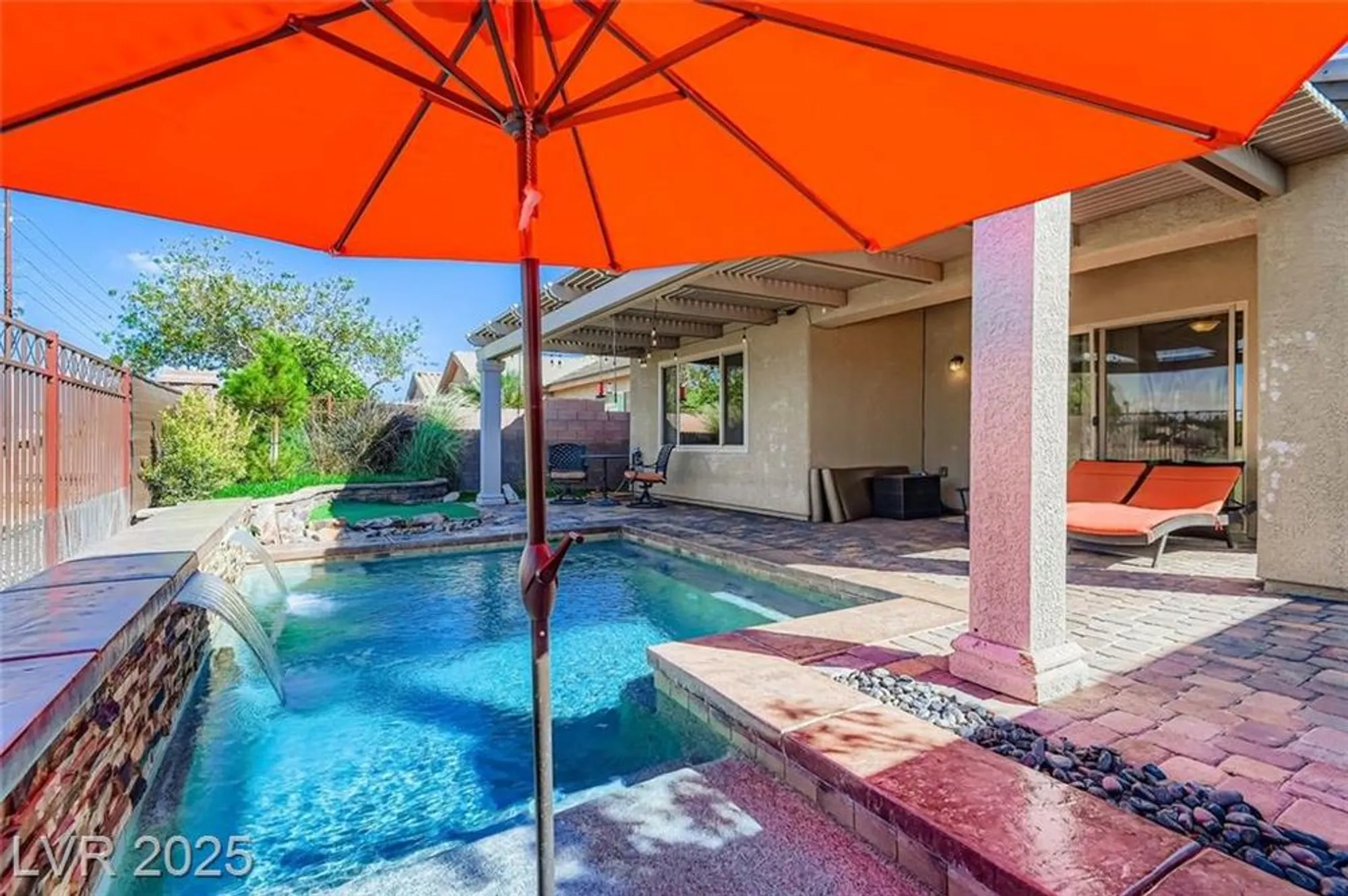 Property Slideshow image 33 of 45 | 3385 blue ribbon downs st, Las Vegas, NV, 89122