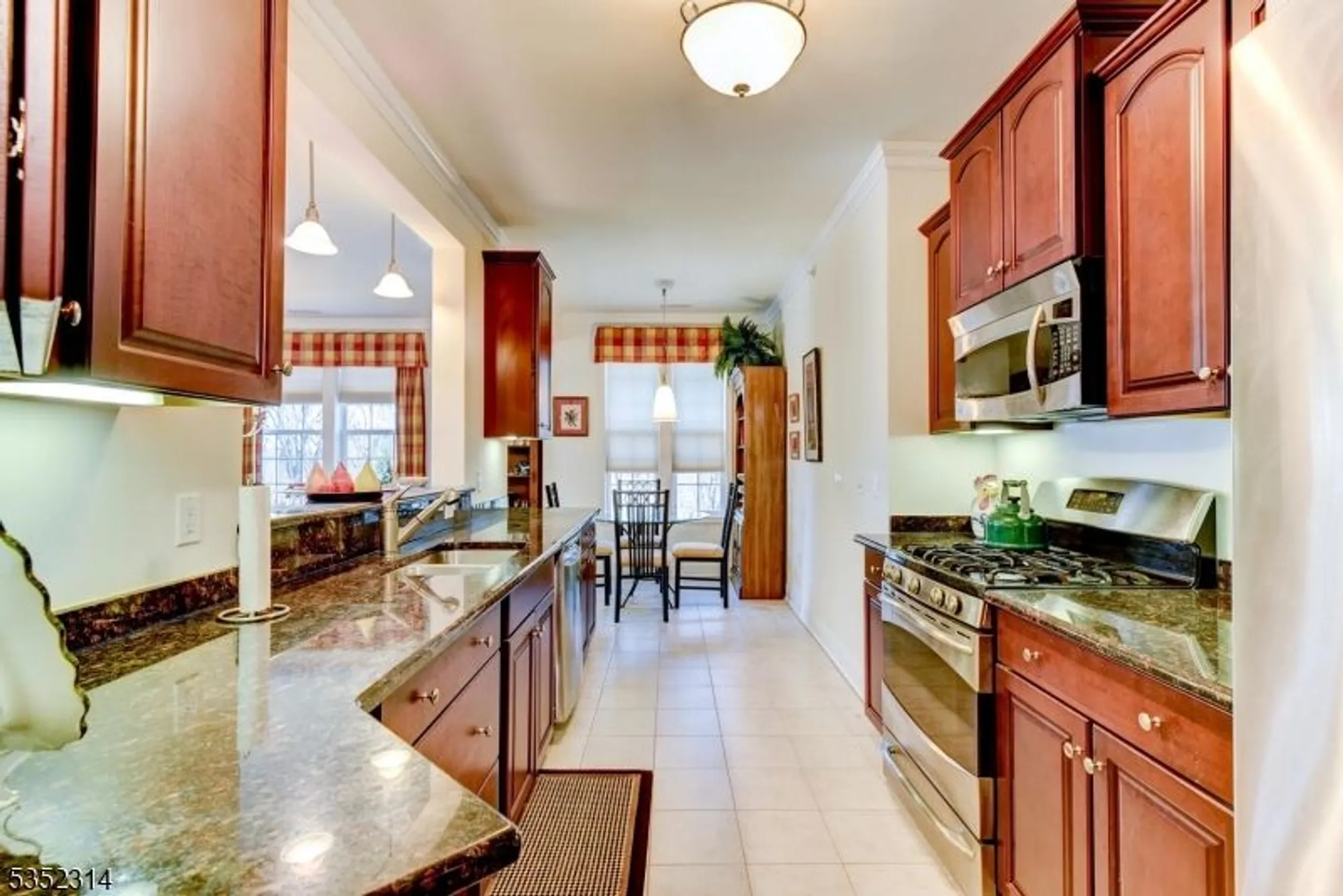 Property Slideshow image 12 of 28 | 7311 polk dr, Rockaway Twp., NJ, 07866