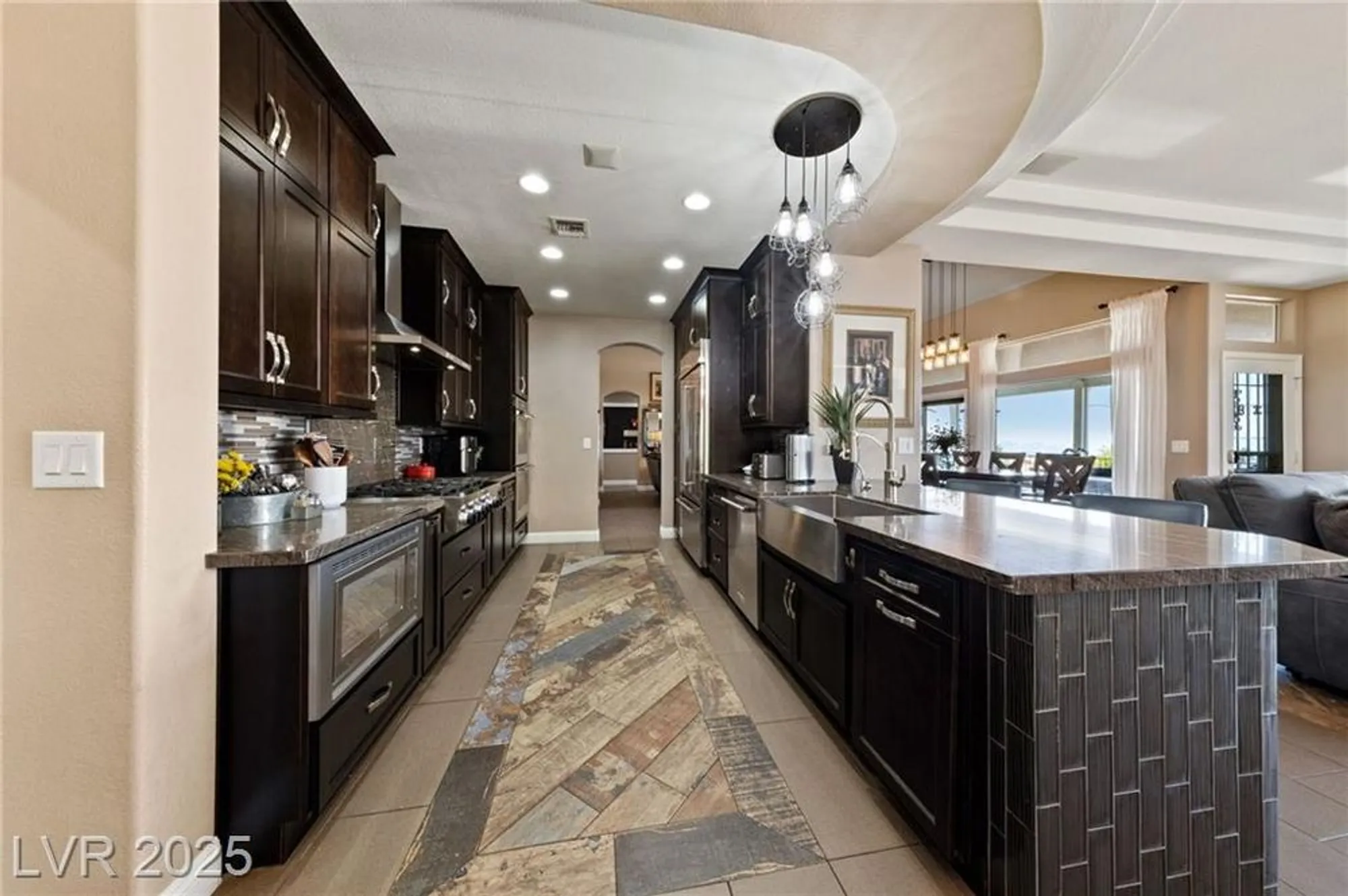 Property Slideshow image 40 of 69 | 2616 faiss dr, Las Vegas, NV, 89134