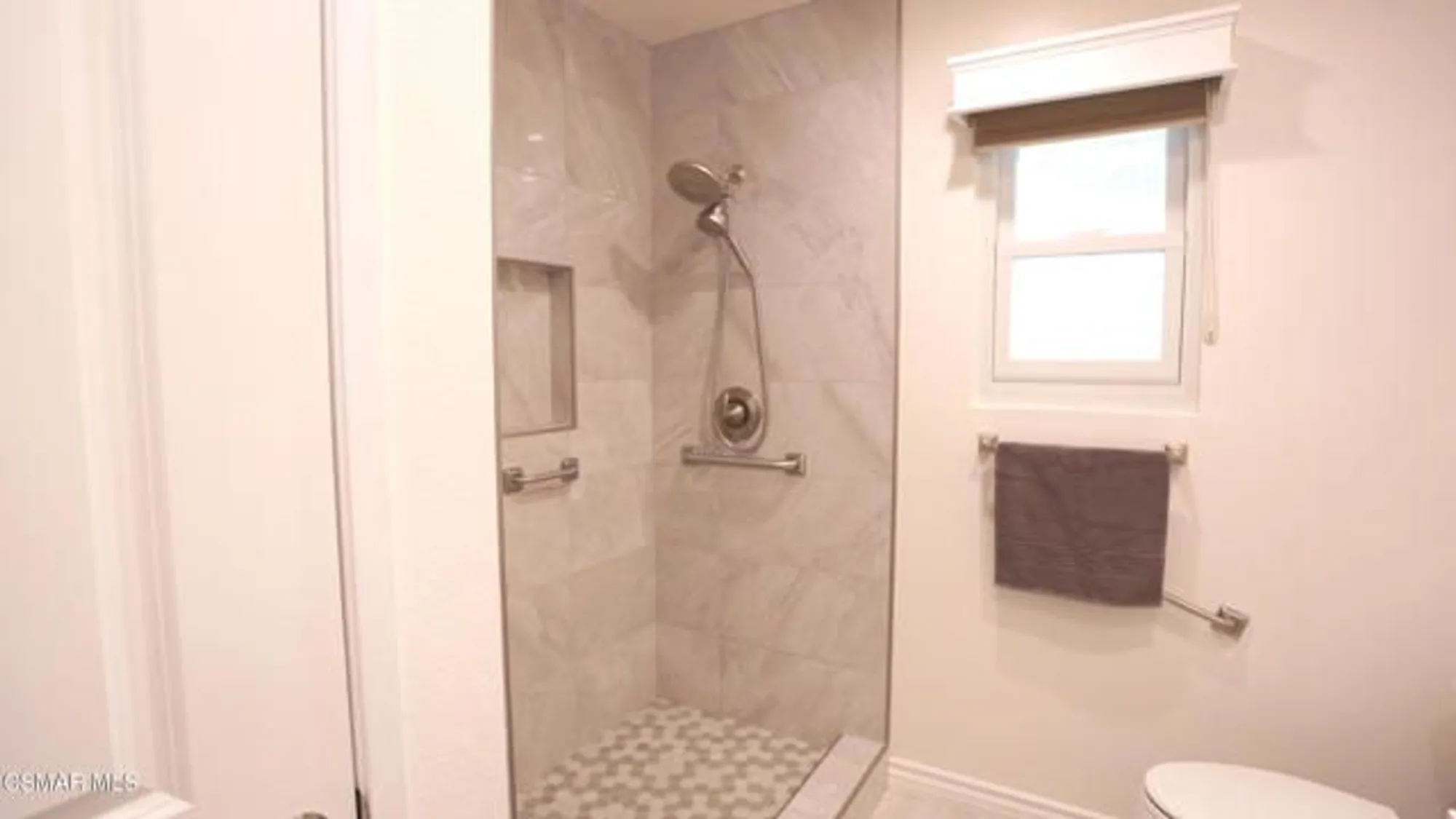 Property Slideshow image 16 of 35 | 35205 village 35, Camarillo, CA, 93012