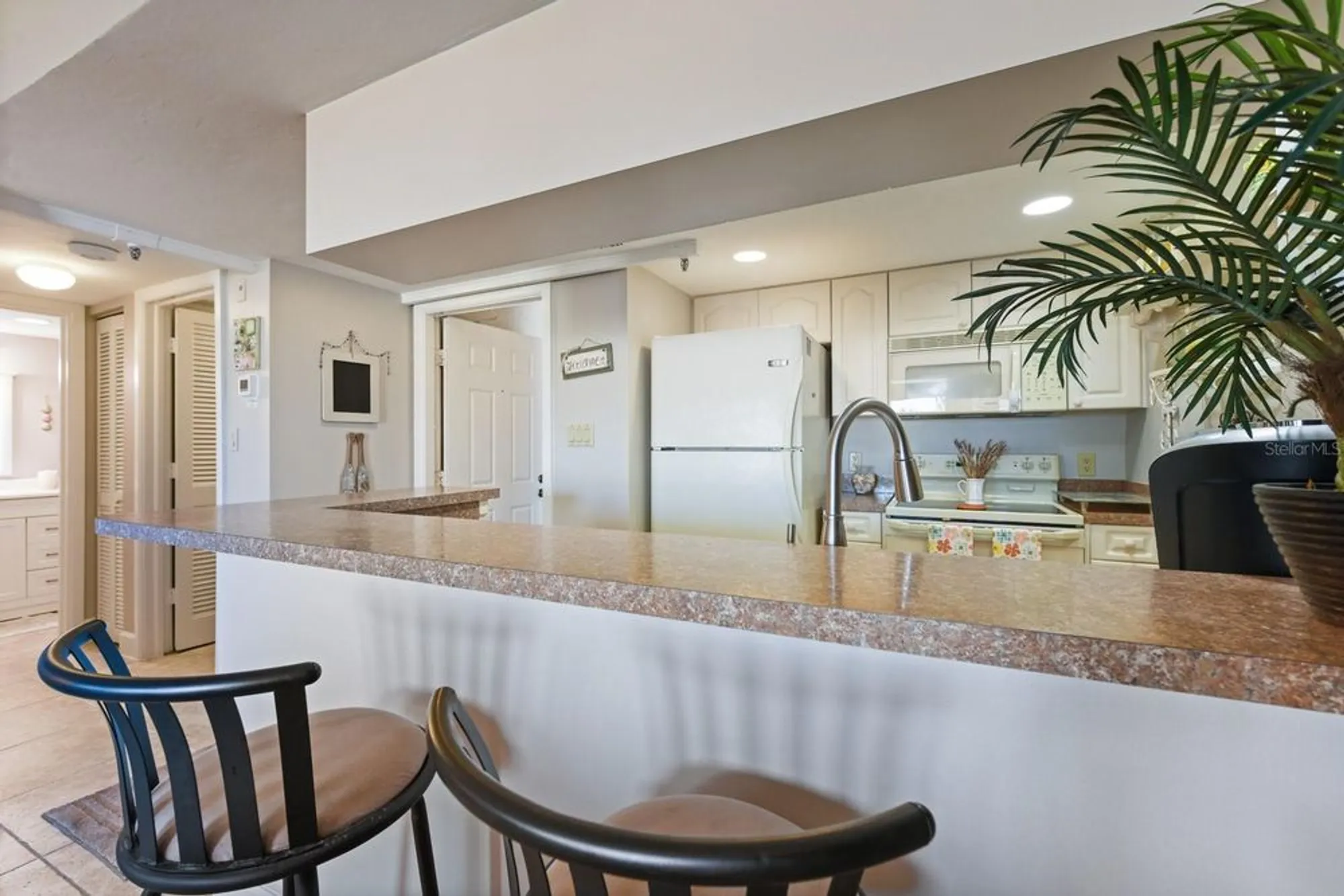 Property Slideshow image 7 of 33 | 3170 matecumbe key rd 112, Punta Gorda, FL, 33955