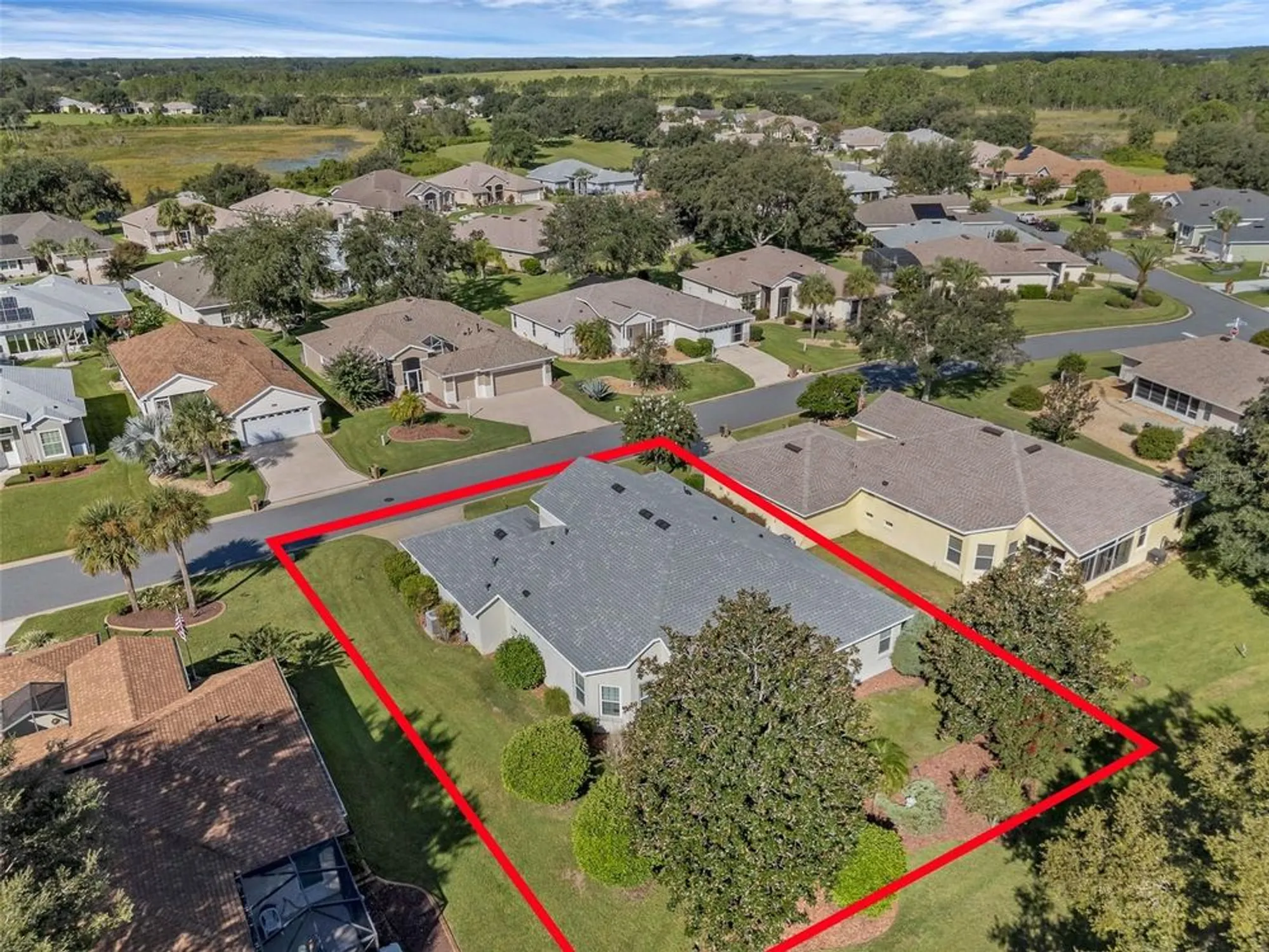 Property Slideshow image 27 of 57 | 22228 oxford heights dr, Leesburg, FL, 34748