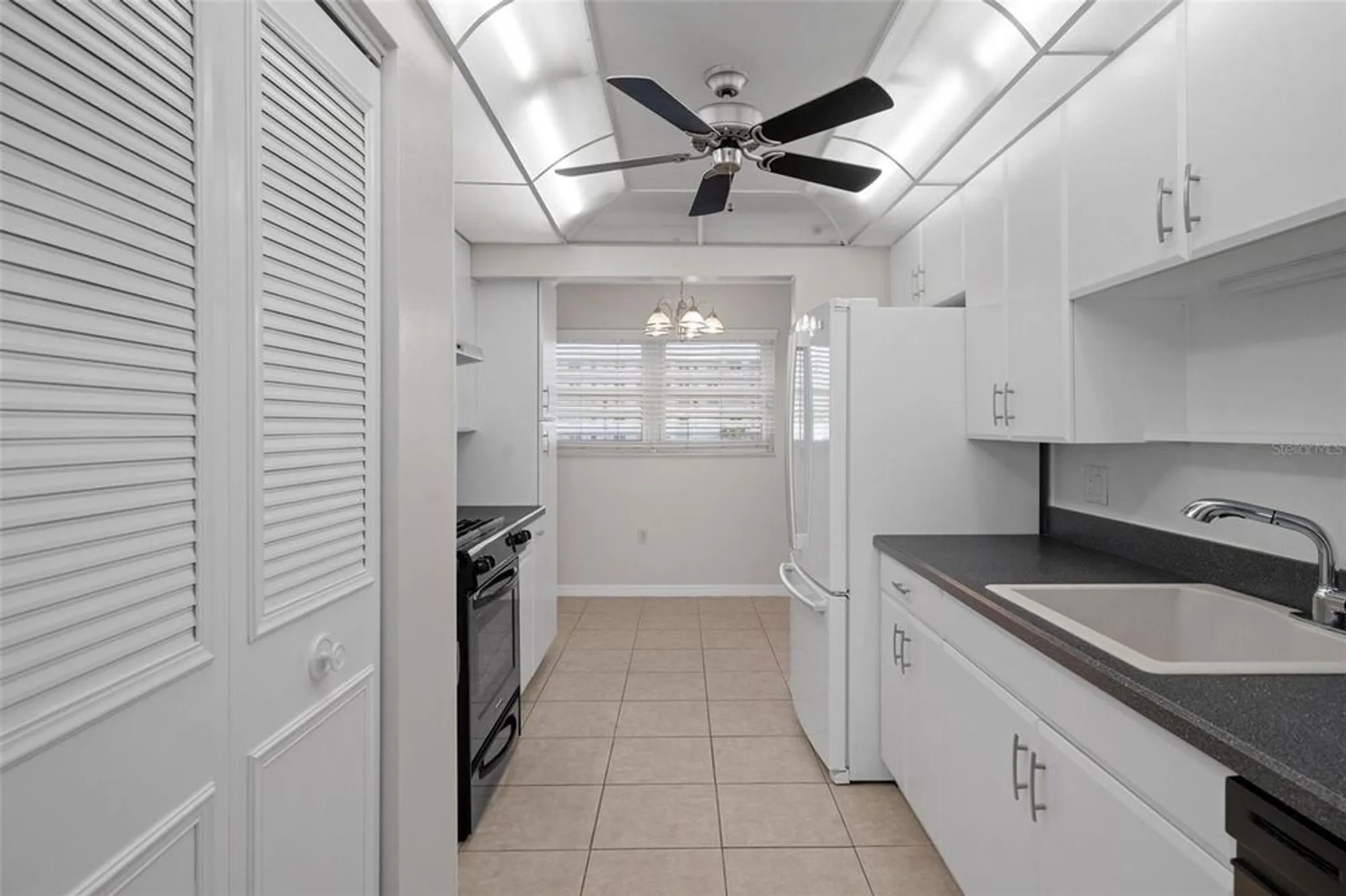 Property Slideshow image 17 of 49 | 5980 shore blvd 312, Gulfport, FL, 33707