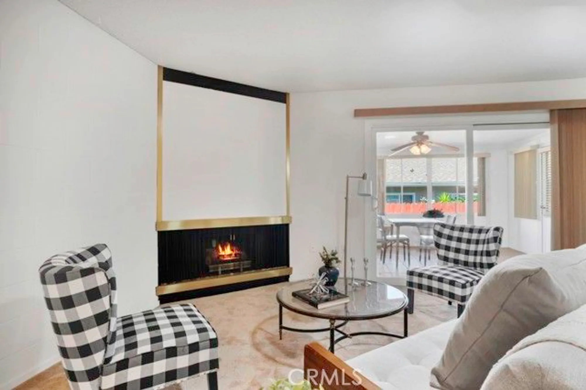 Property Slideshow image 9 of 27 | 26822 avenue of the oaks, Newhall, CA, 91321