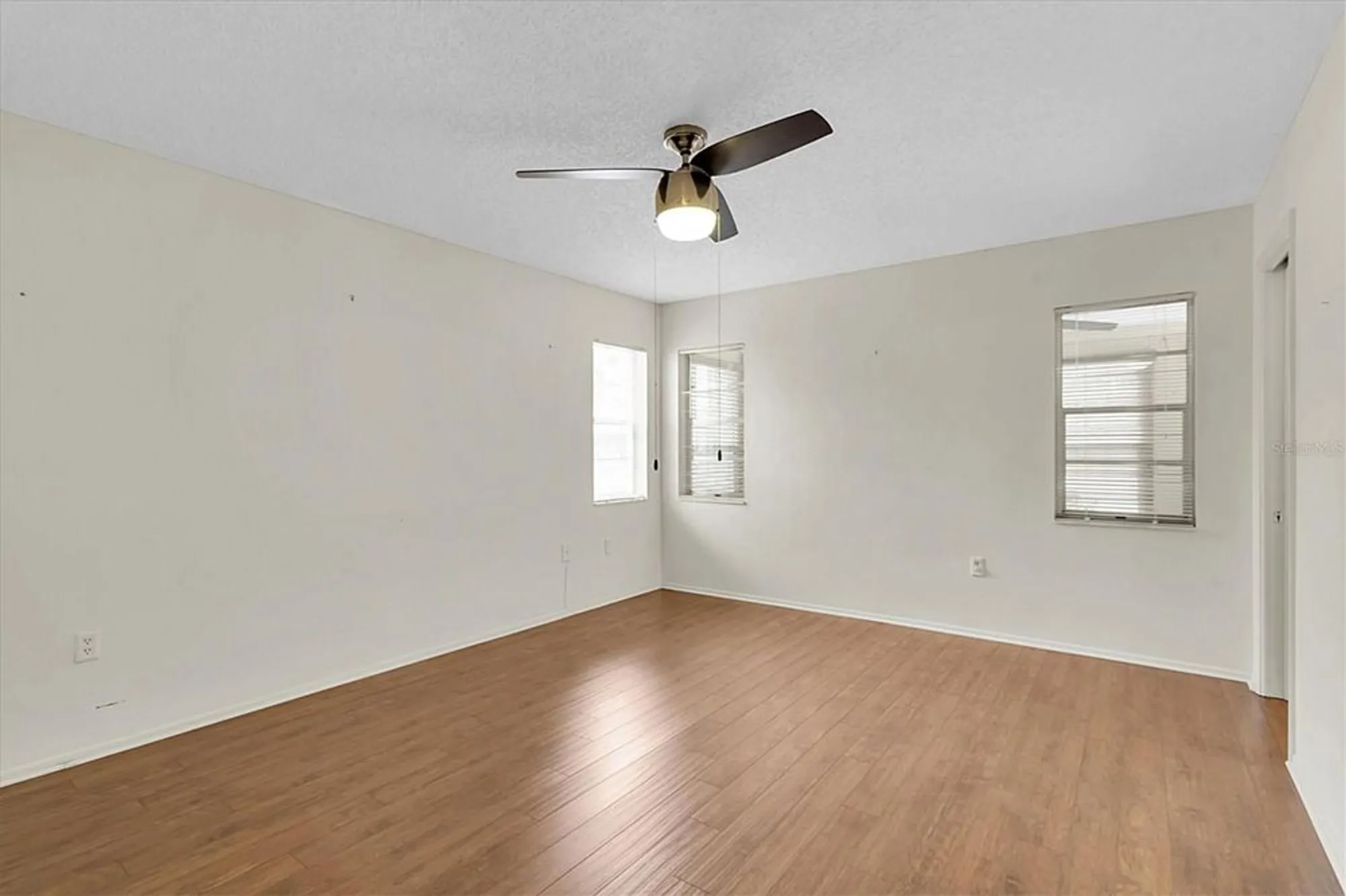 Property Slideshow image 19 of 60 | 9433 stonewall ln, New Port Richey, FL, 34655