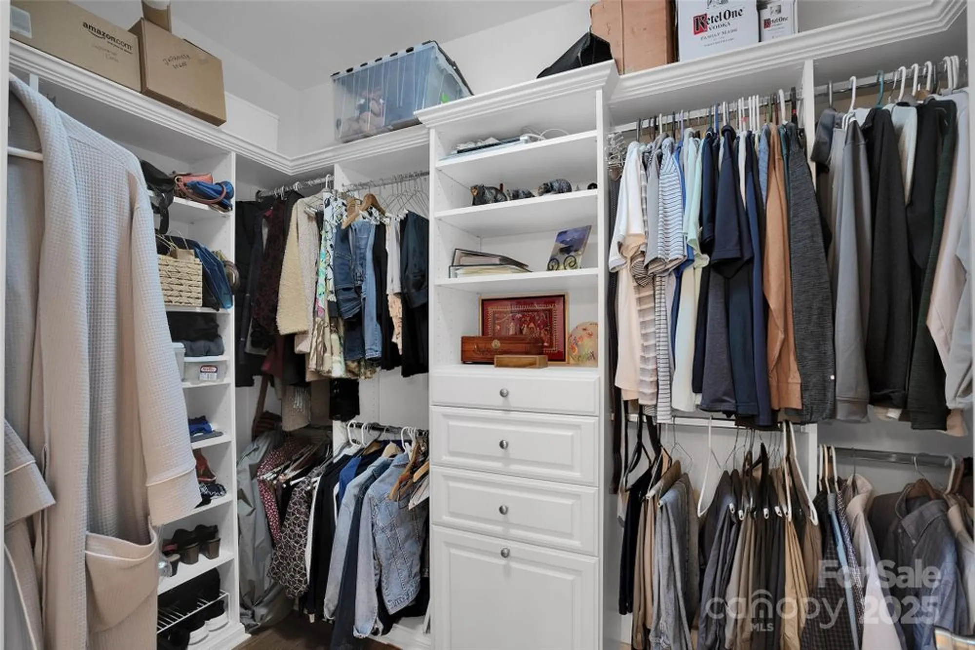 Property Slideshow image 20 of 46 | 2742 circa dr, Matthews, NC, 28105