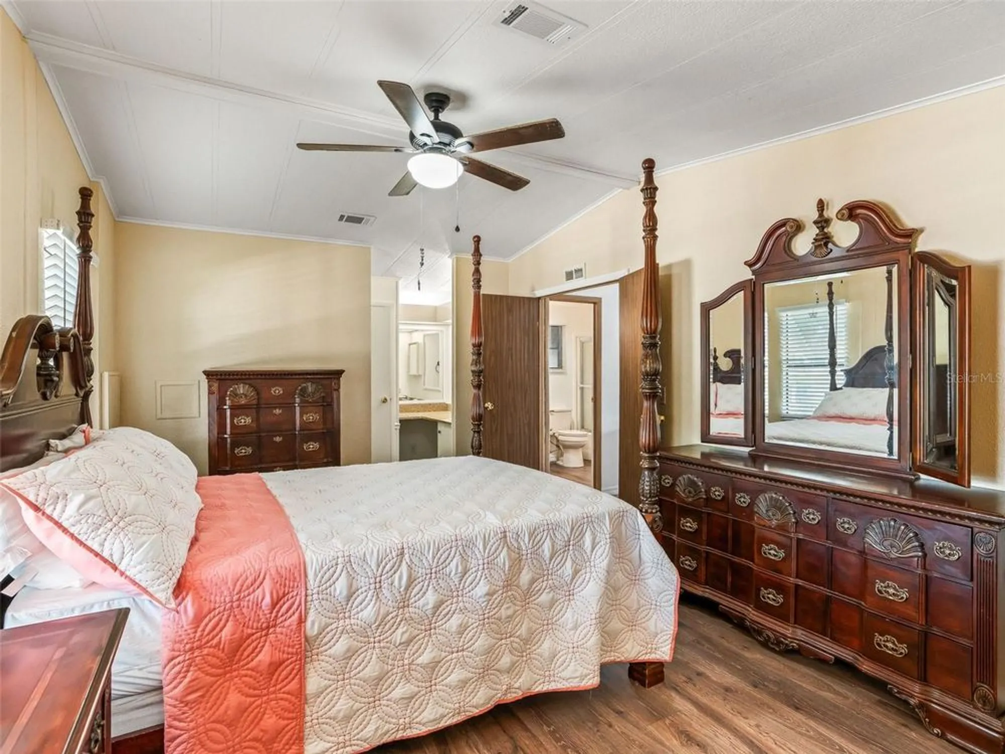 Property Slideshow image 18 of 31 | 1619 w schwartz blvd, The Villages, FL, 32159