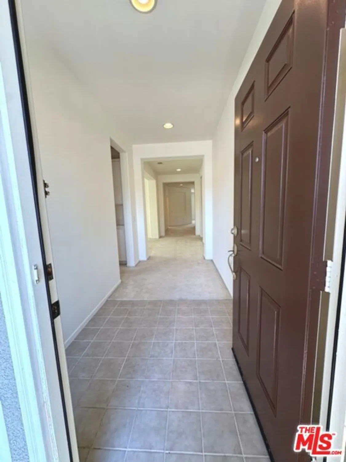 Property Slideshow image 5 of 34 | 193 kettle crk, Beaumont, CA, 92223