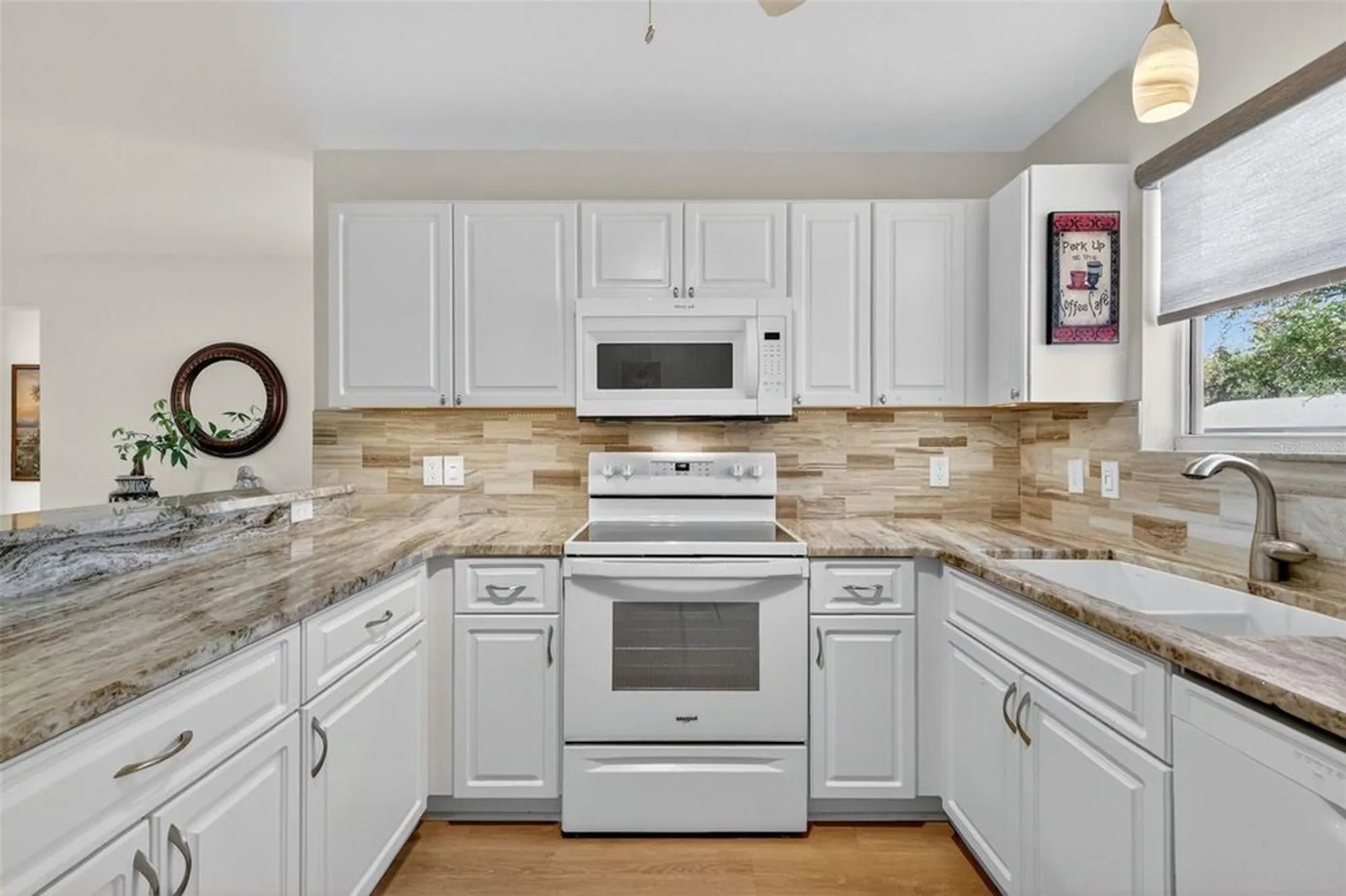 Property Slideshow image 5 of 39 | 17076 se 96th chapelwood cir, The Villages, FL, 32162