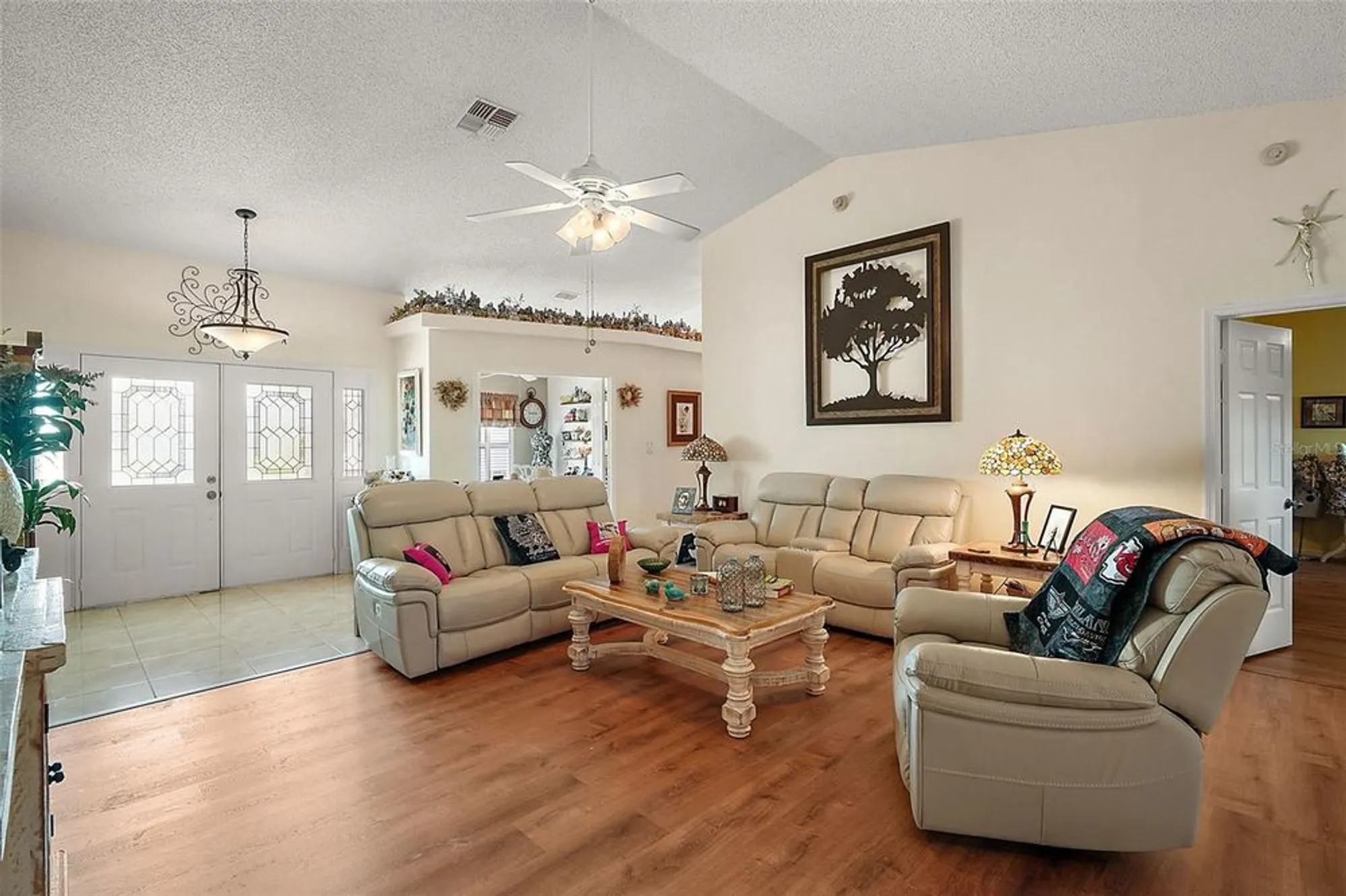 Property Slideshow image 6 of 29 | 25102 meriweather rd, Leesburg, FL, 34748