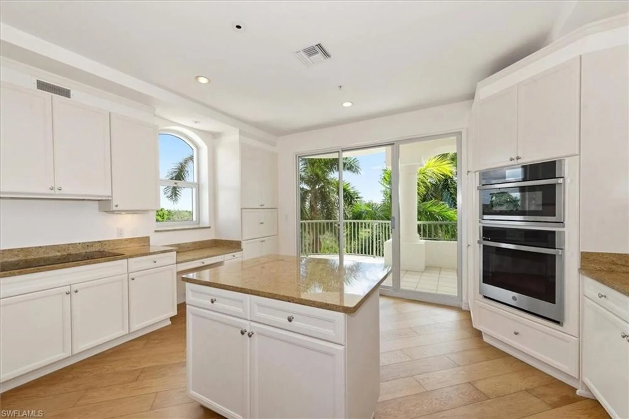 Property Slideshow image 18 of 44 | 4801 island pond ct 405, Bonita Springs, FL, 34134