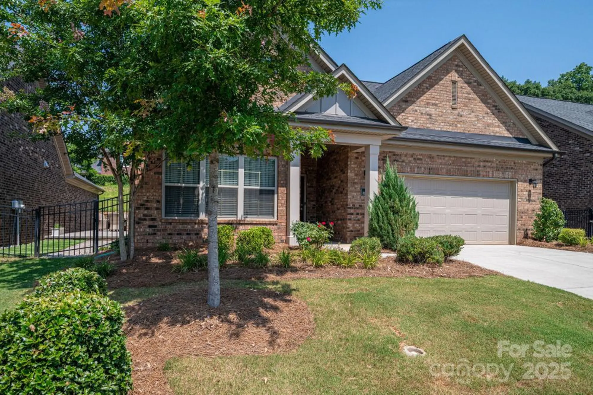 Property Slideshow image 4 of 38 | 5268 courtyard ln, Belmont, NC, 28012