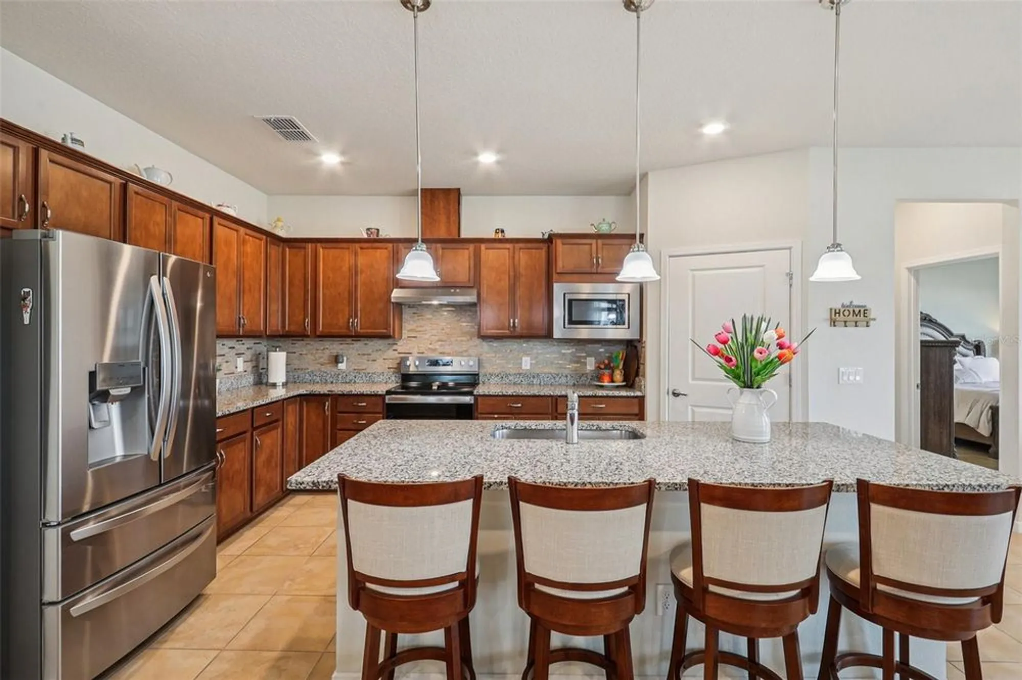 Property Slideshow image 18 of 49 | 2015 spring shower cir, Kissimmee, FL, 34744