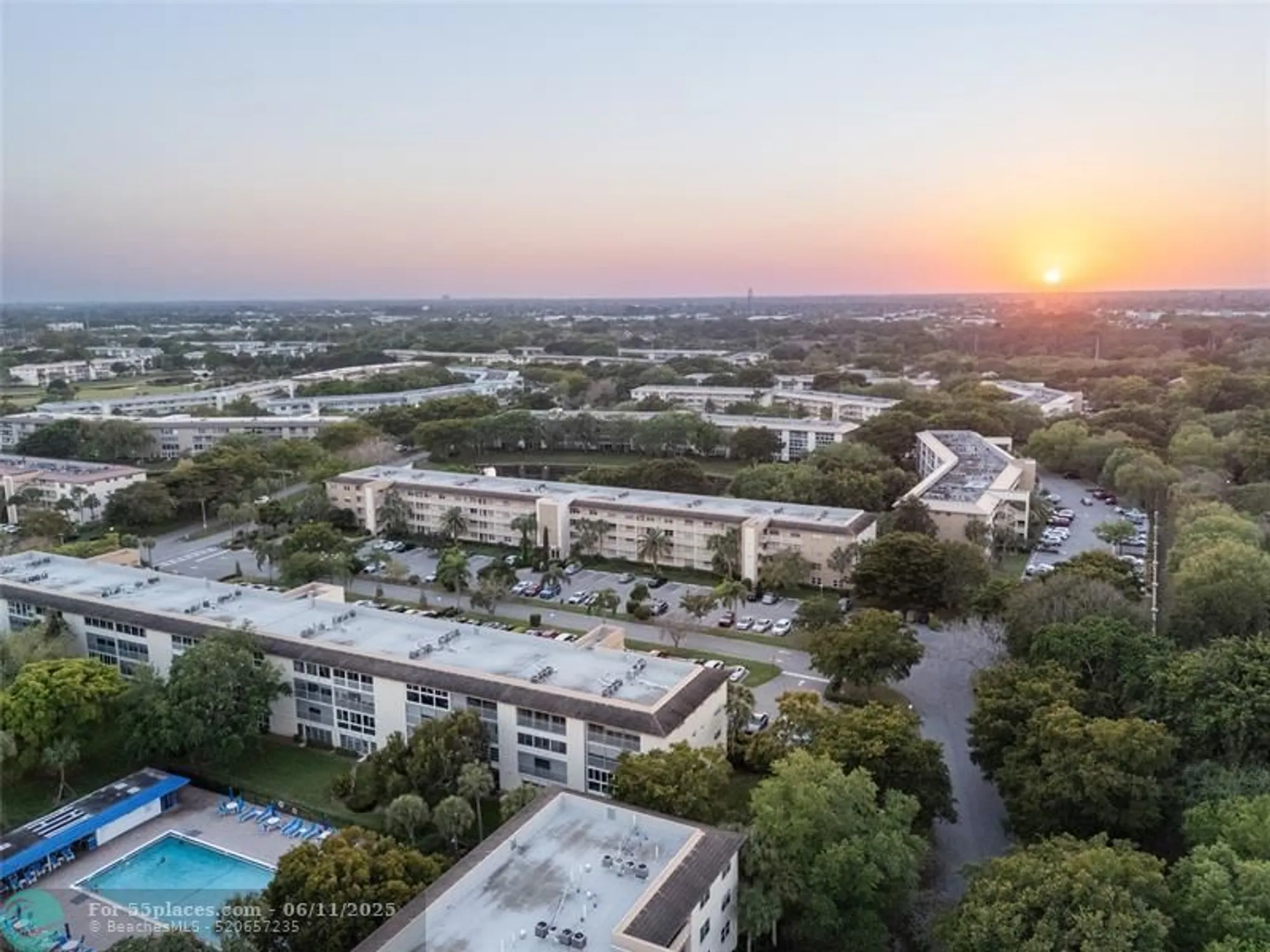 Property Slideshow image 6 of 26 | 2202 lucaya bnd j2, Coconut Creek, FL, 33066