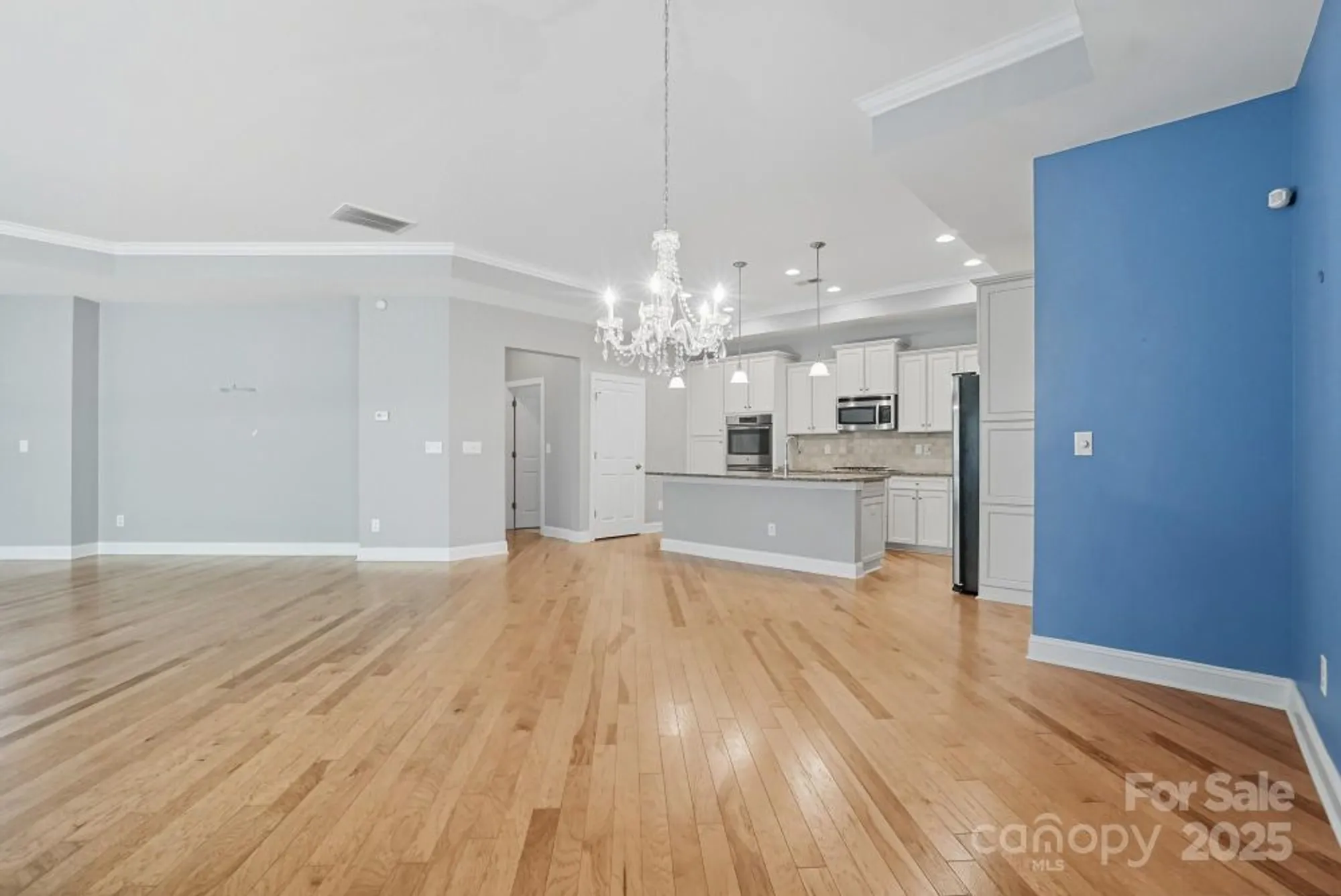 Property Slideshow image 11 of 42 | 2232 coltsview ln, Matthews, NC, 28105