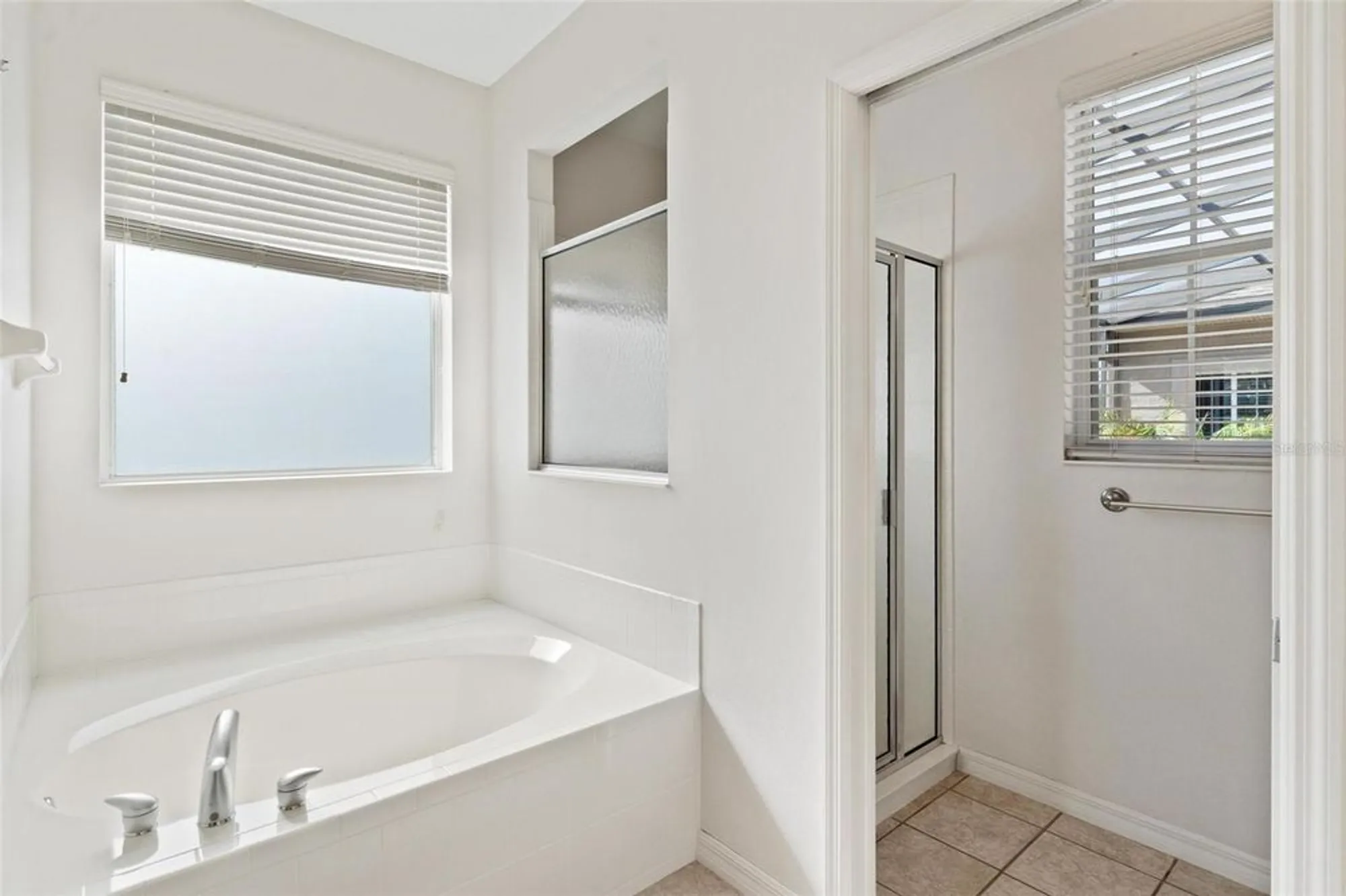 Property Slideshow image 29 of 73 | 5789 bounty cir, Tavares, FL, 32778