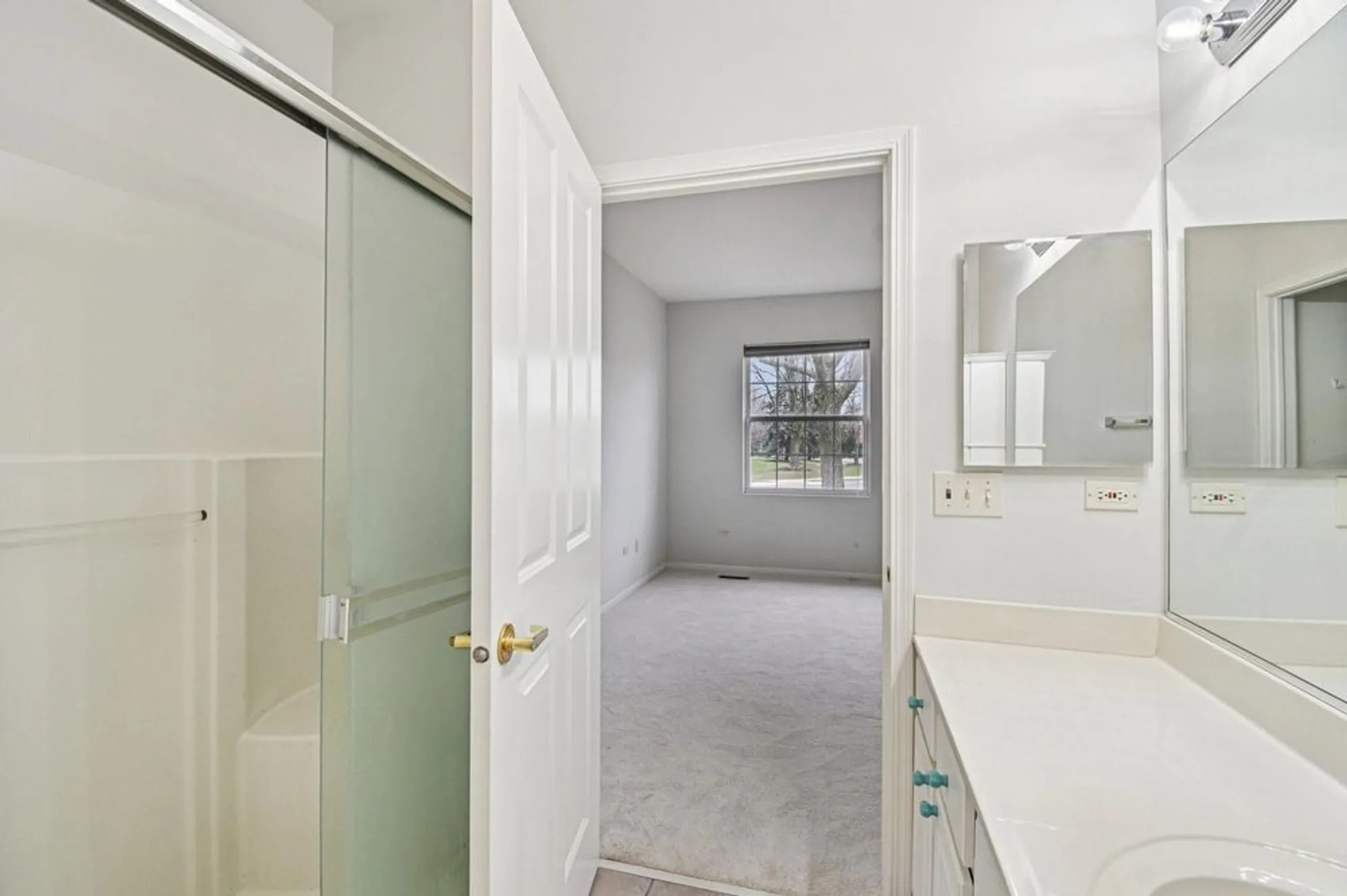 Property Slideshow image 15 of 20 | , Huntley, IL, 60142