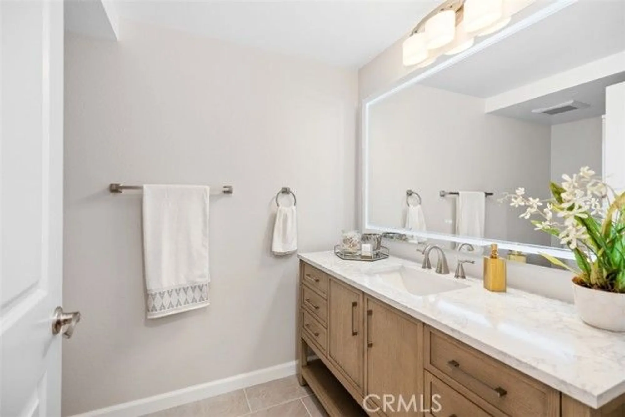 Property Slideshow image 25 of 35 | 476 calle cadiz a, Laguna Woods, CA, 92637