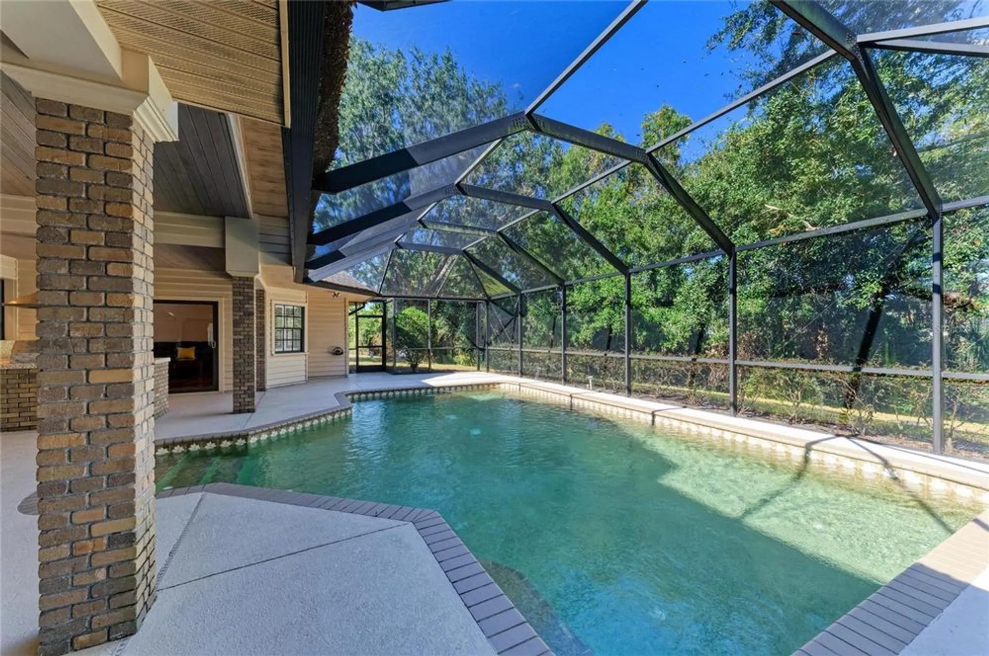 Property Slideshow image 59 of 83 | 5668 country lakes dr, Sarasota, FL, 34243