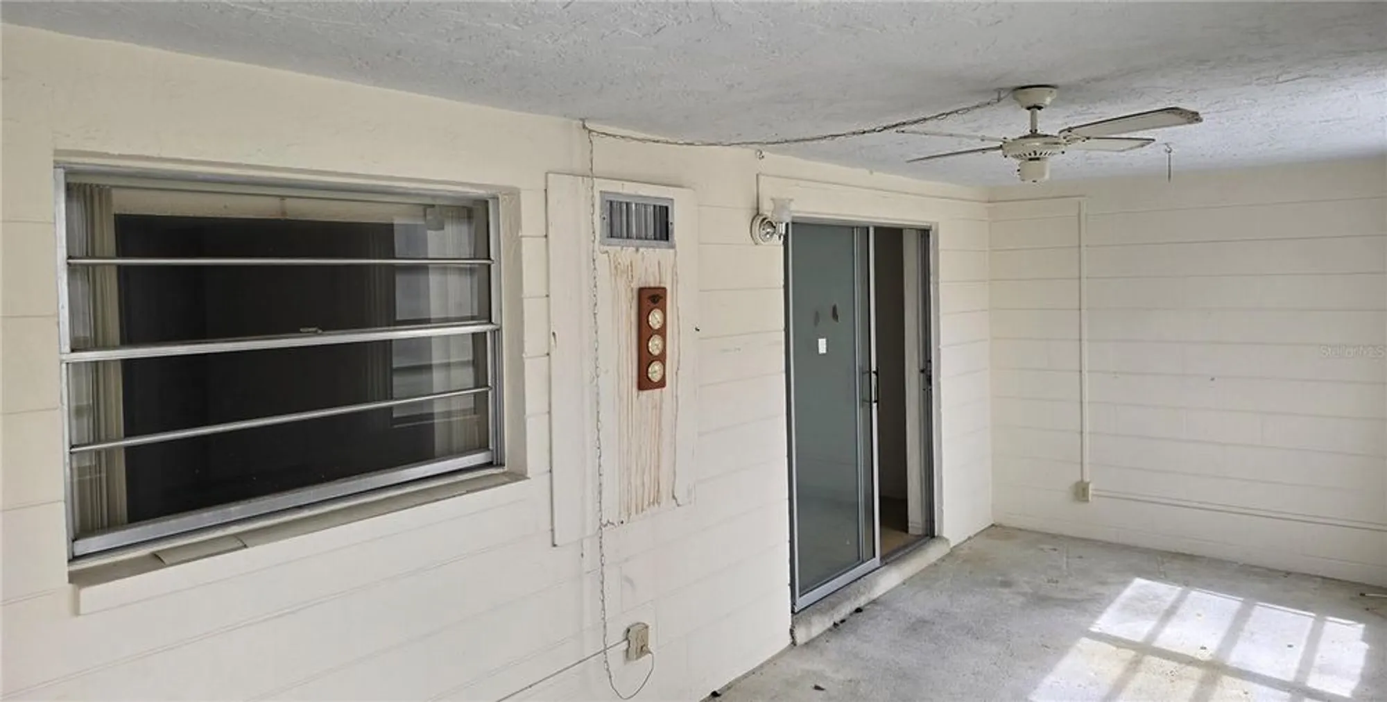 Property Slideshow image 20 of 25 | 2461 canadian way 33, Clearwater, FL, 33763