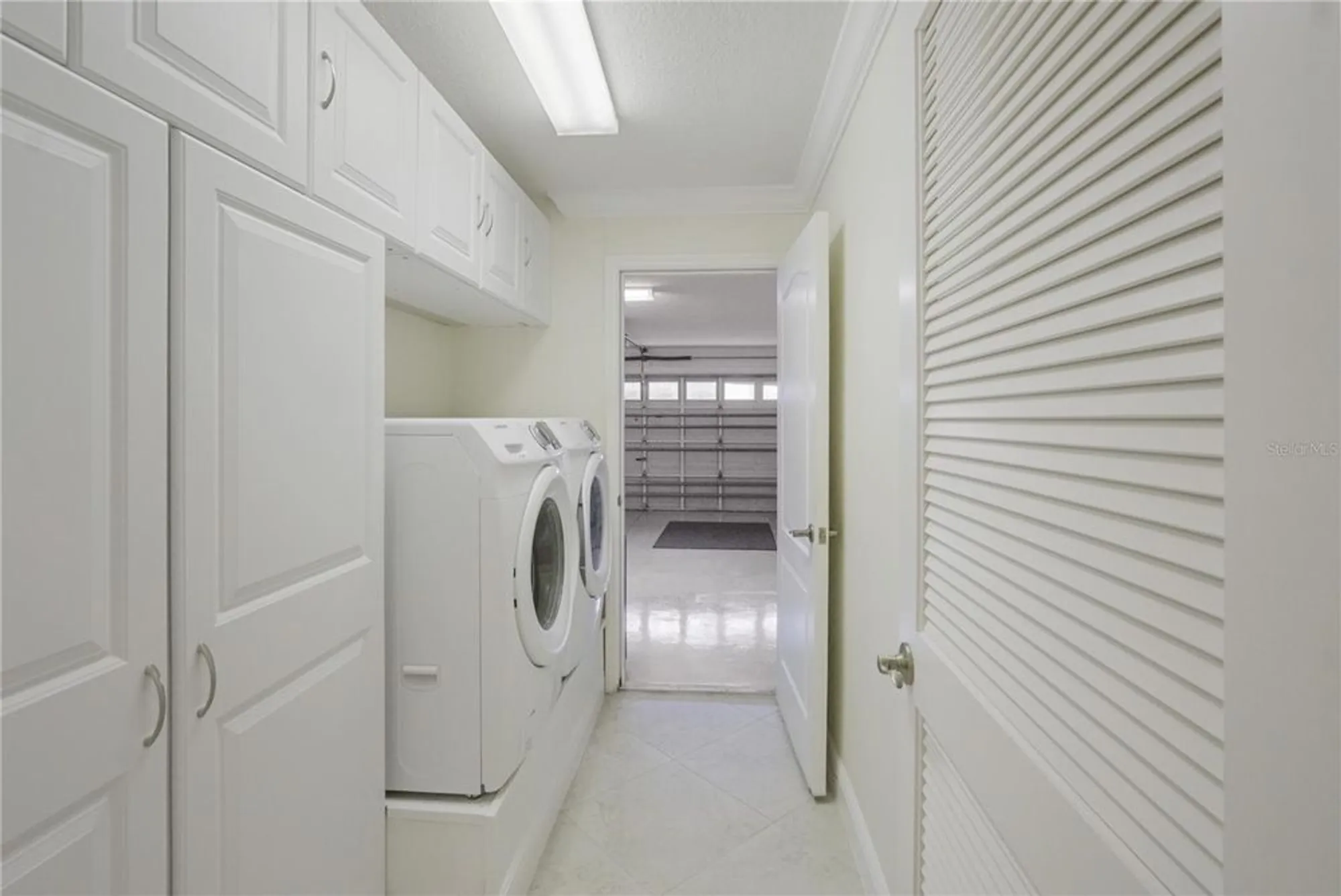 Property Slideshow image 38 of 44 | 445 society hill cir, The Villages, FL, 32162