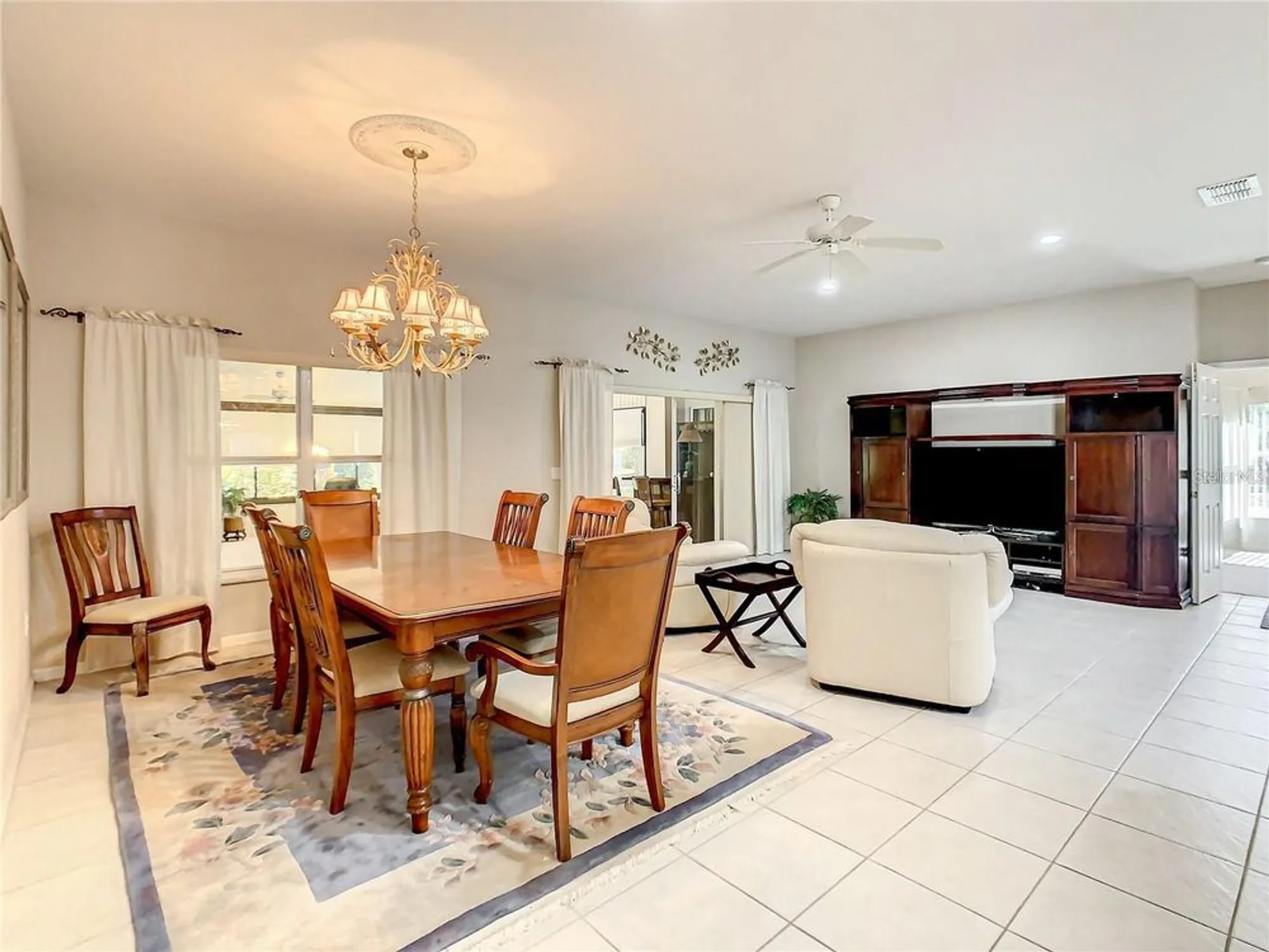 Property Slideshow image 14 of 86 | 417 lake butler dr, Kissimmee, FL, 34759