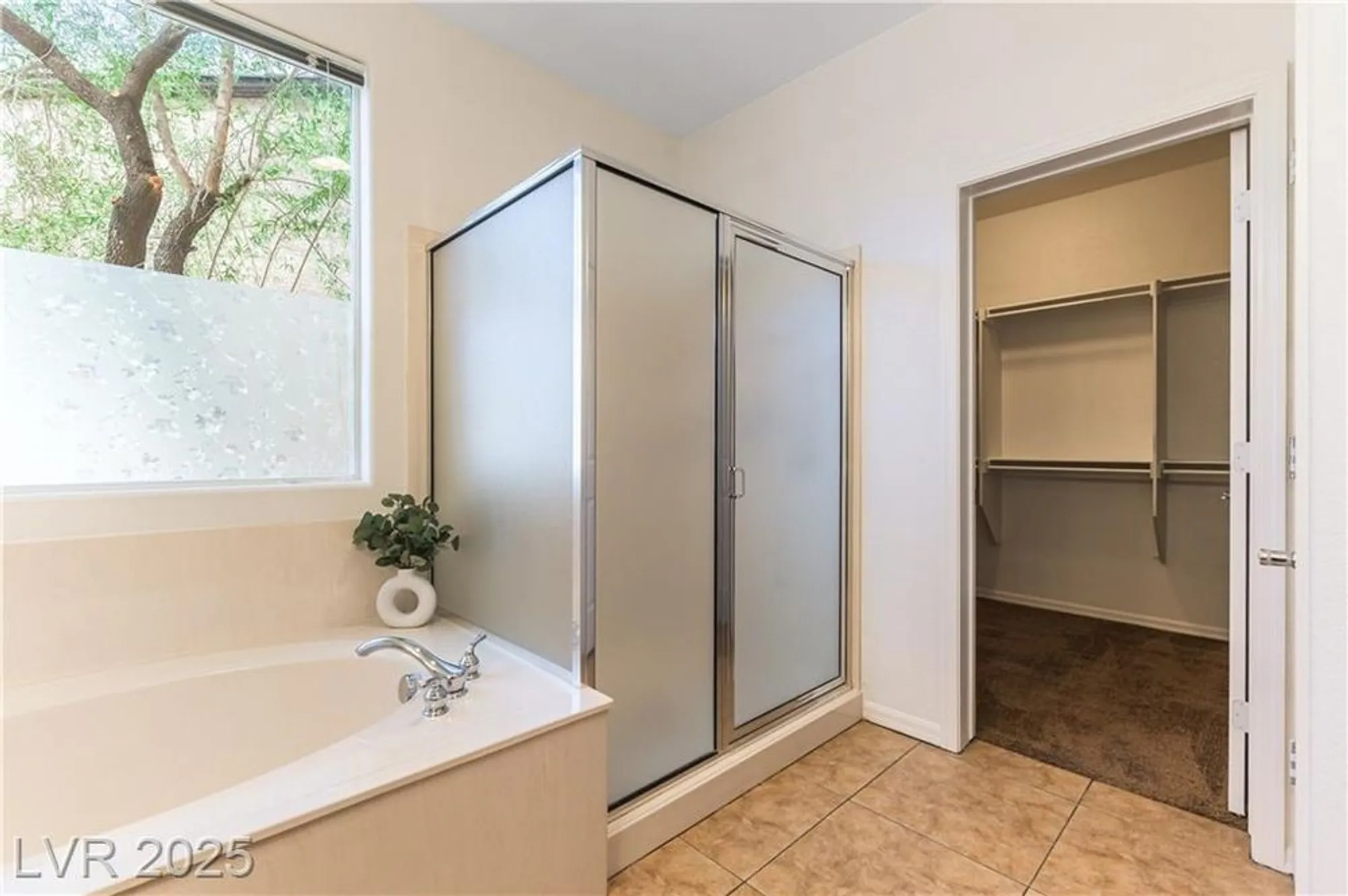 Property Slideshow image 16 of 37 | 2357 aztec ruin way, Henderson, NV, 89044