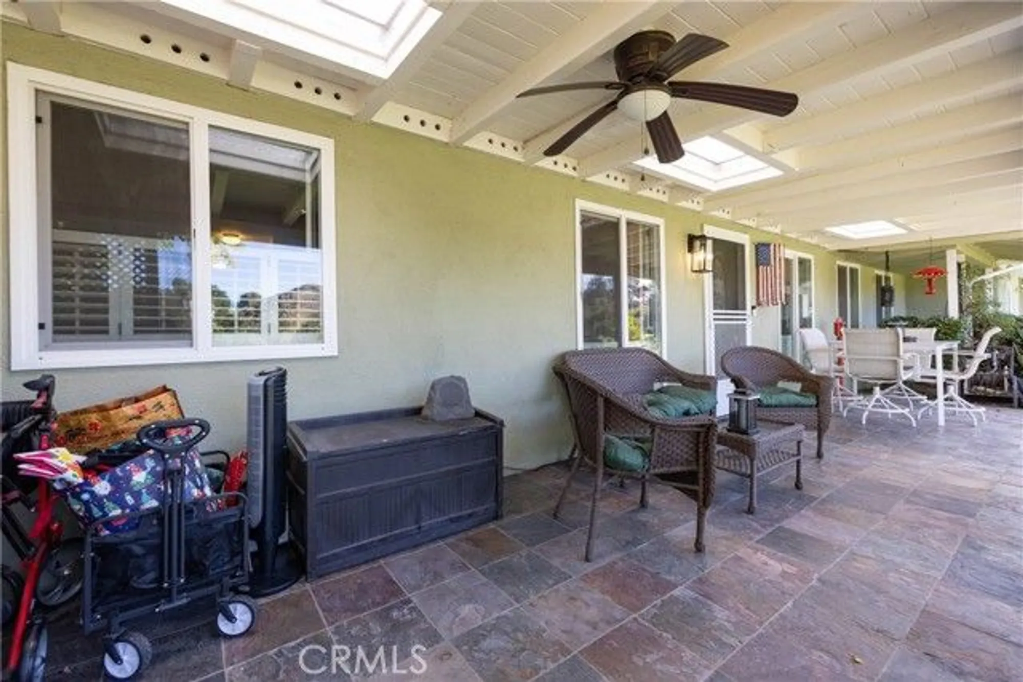 Property Slideshow image 31 of 57 | 19211 avenue of the oaks a, Newhall, CA, 91321