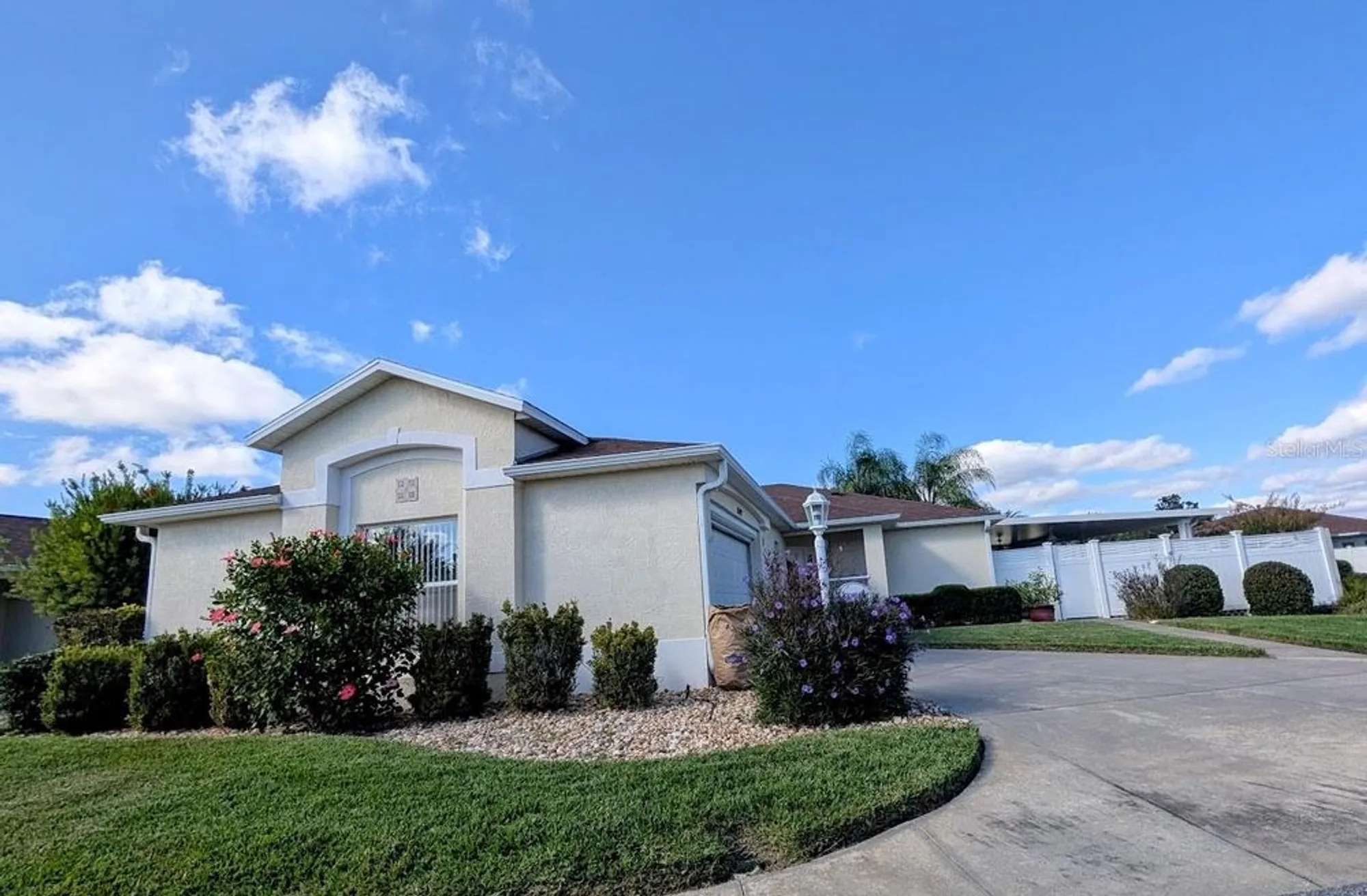 Property Slideshow image 13 of 18 | 8399 se 174th clifton pl, The Villages, FL, 32162