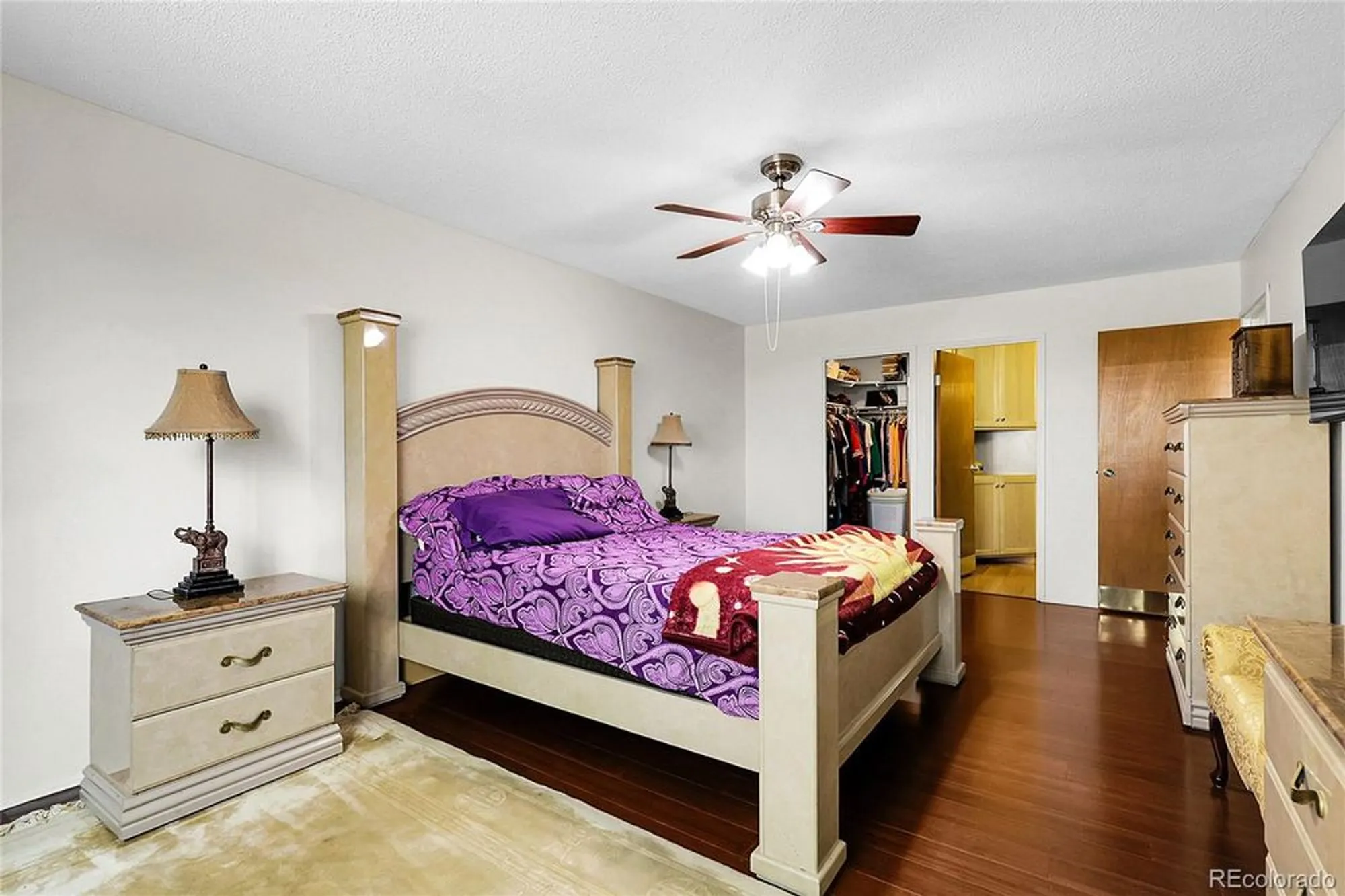 Property Slideshow image 9 of 25 | 9335 e center ave apt 8c, Denver, CO, 80247