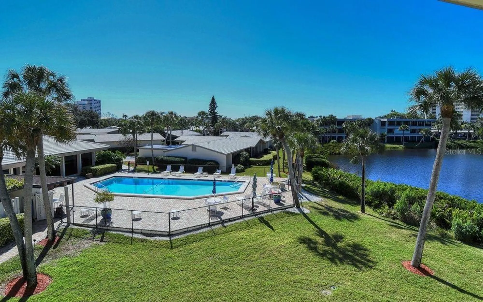 Property Slideshow image 15 of 71 | 199 whispering sands dr apt 201, Sarasota, FL, 34242