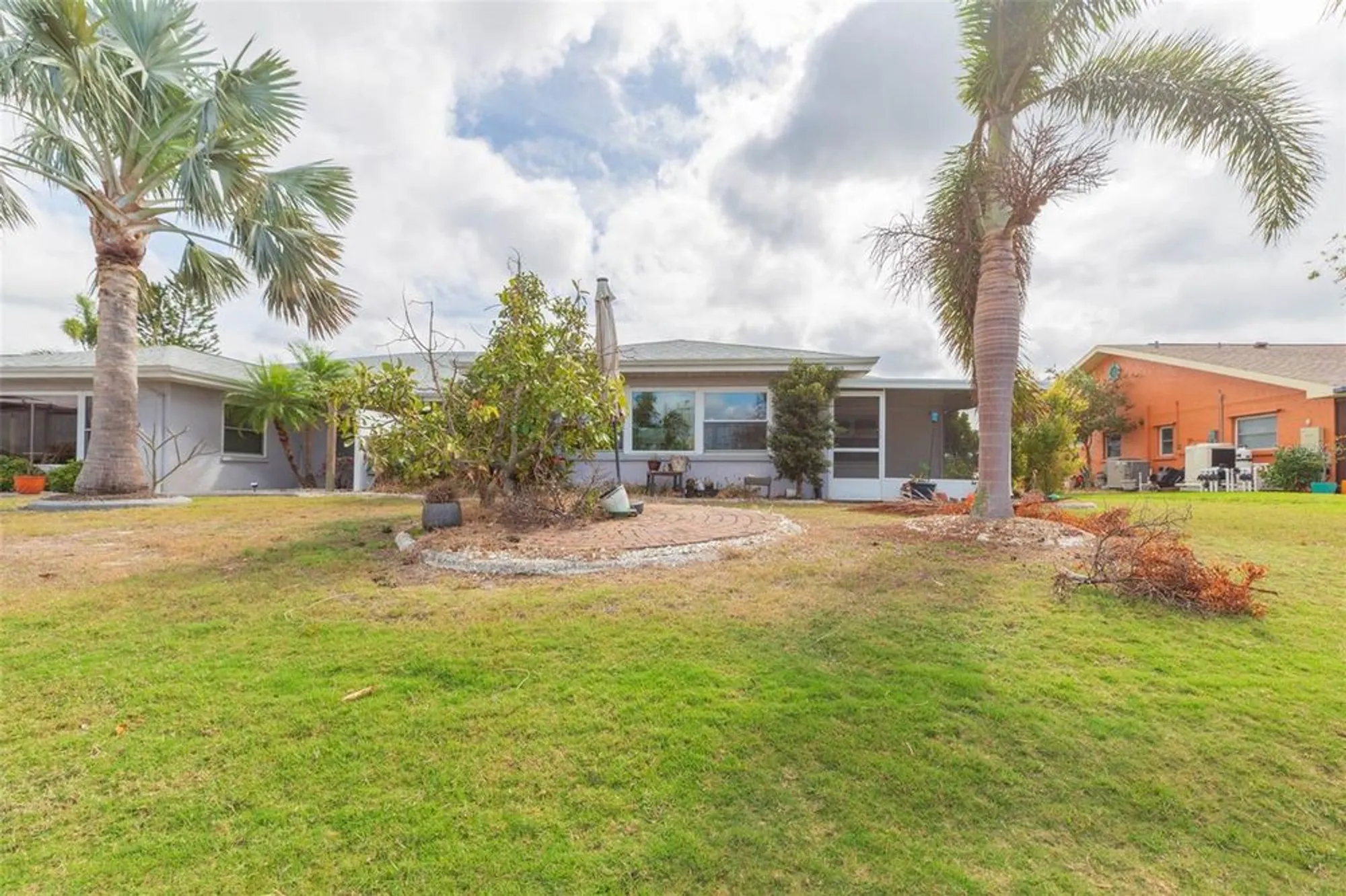 Property Slideshow image 37 of 42 | 1816 n pebble beach blvd, Sun City Center, FL, 33573