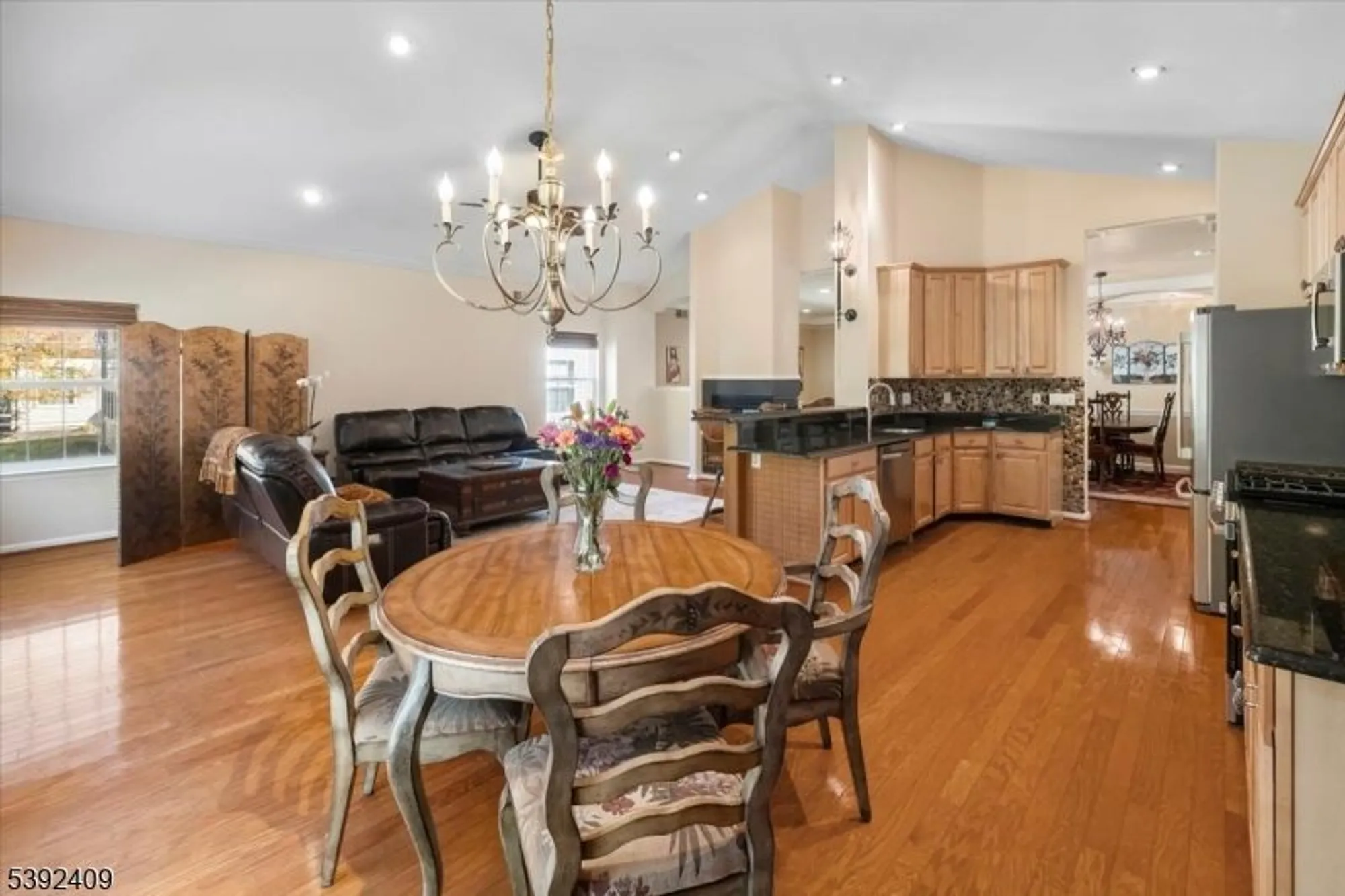 Property Slideshow image 12 of 37 | 29 daulton dr, Somerset, NJ, 08873